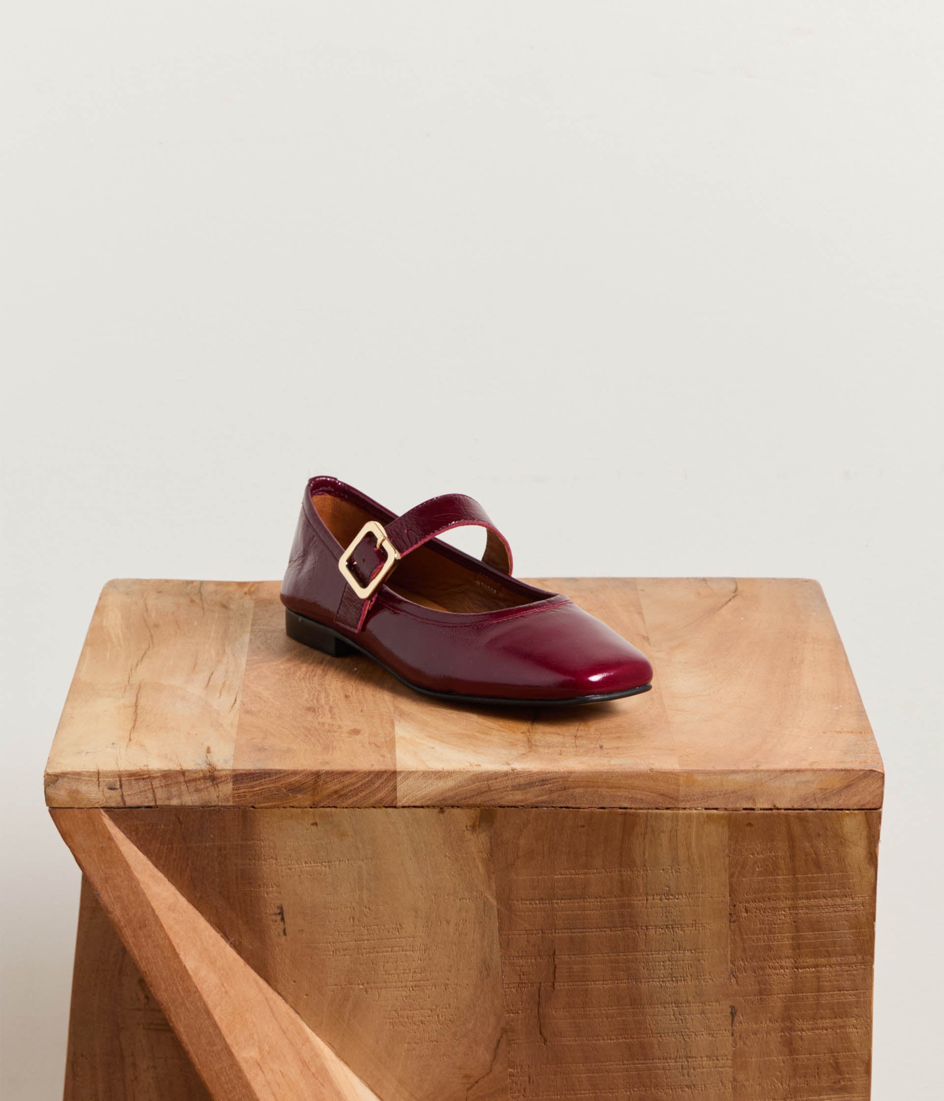 Babies en cuir cerise Lily
