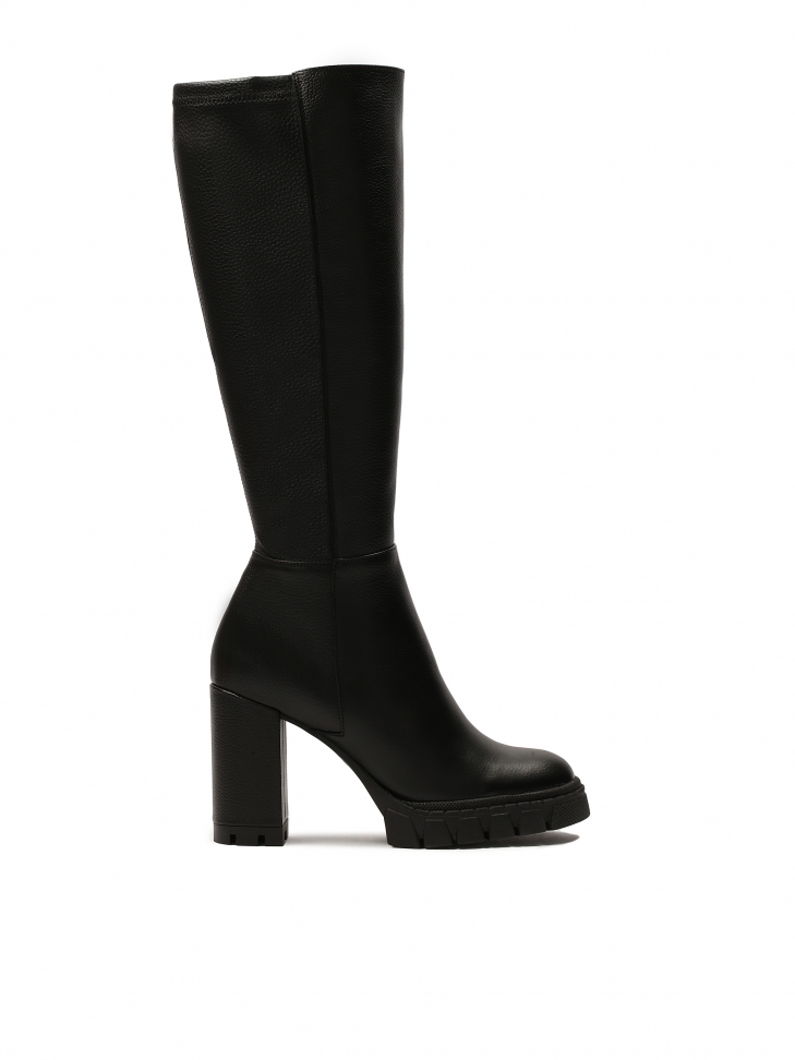 Black leather boots with comfortable wide heel