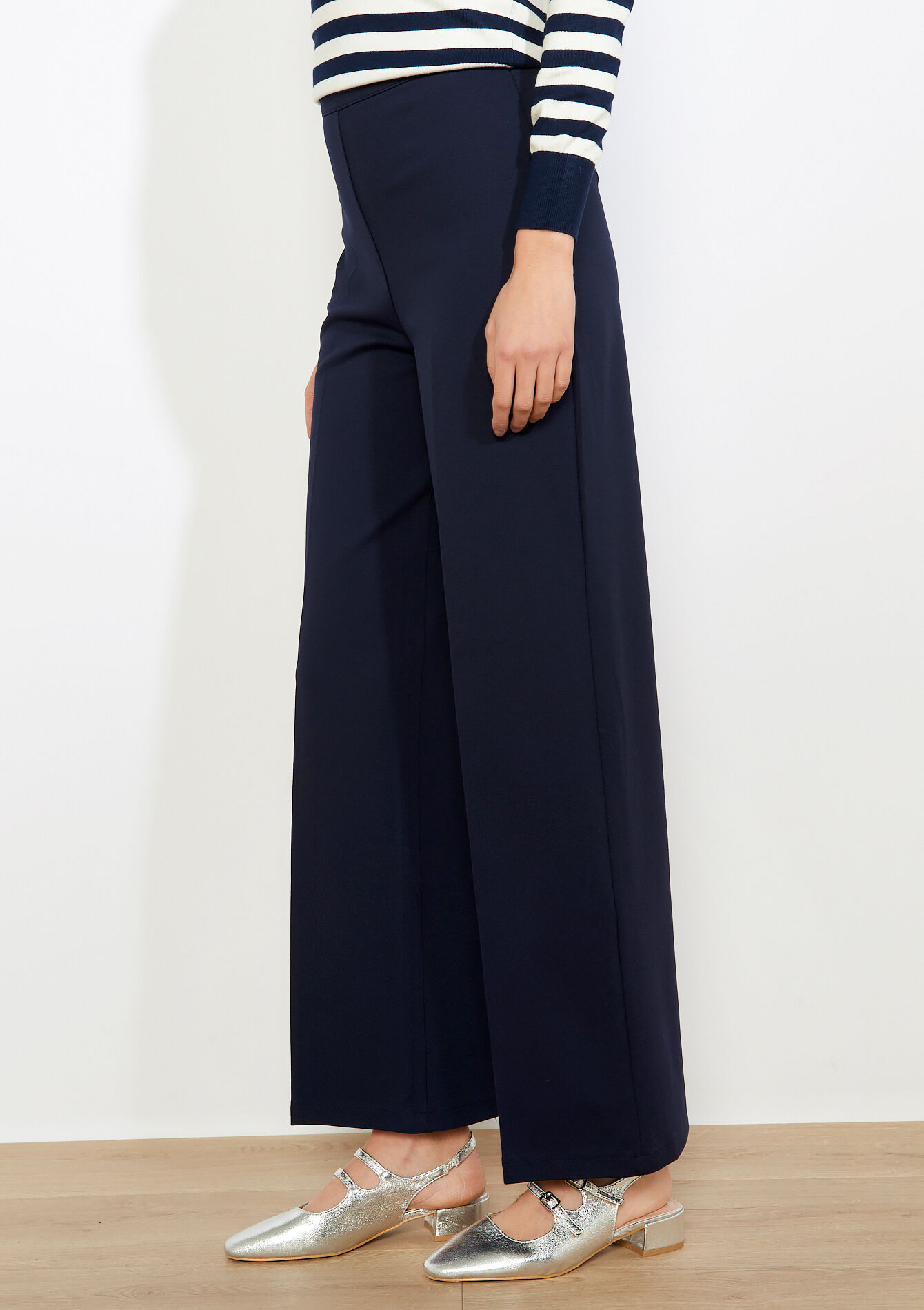Vloeiende wide leg broek