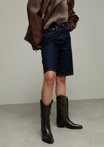 Bruine leren cowboylaarzen met sierstiksels