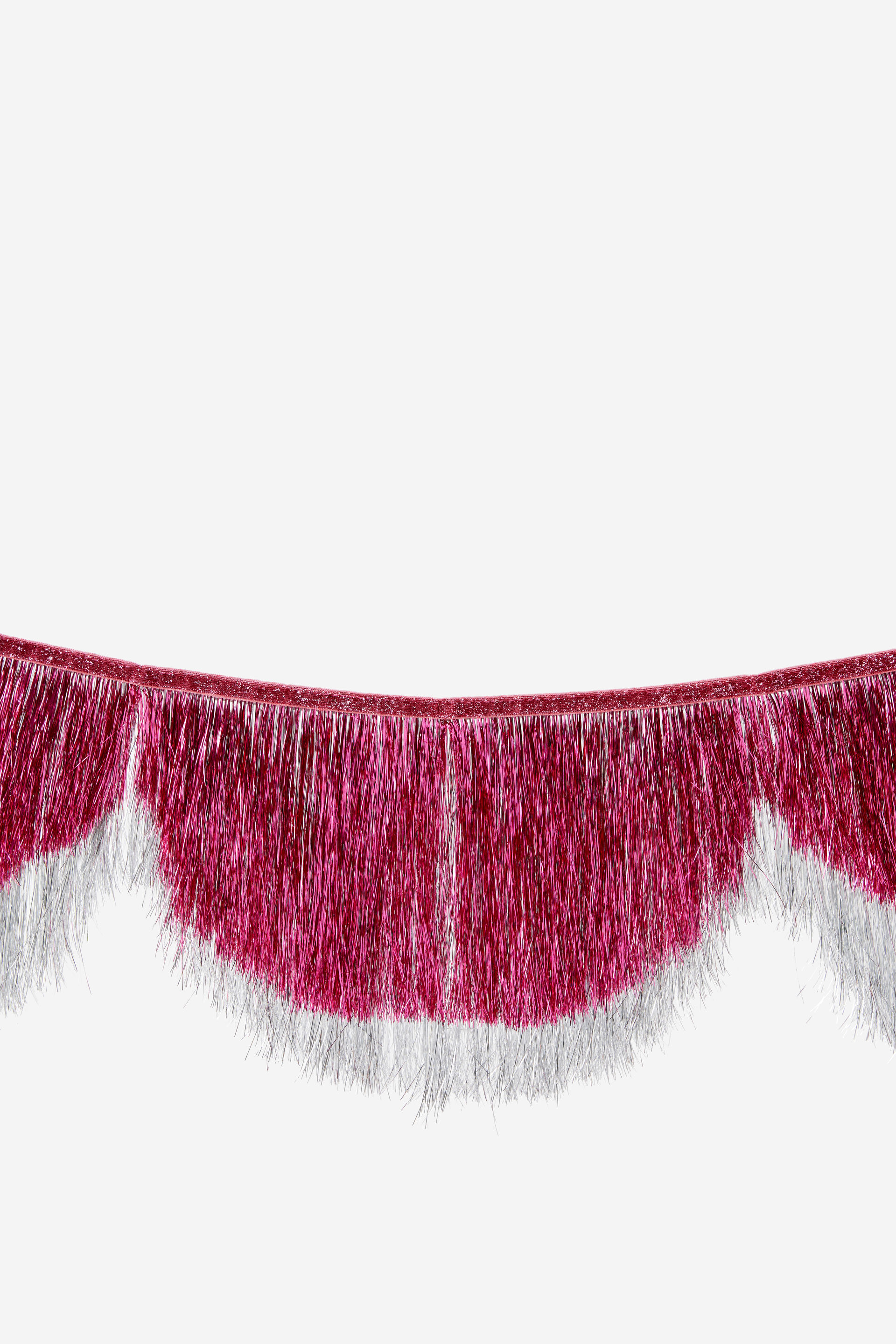 Tinsel Fringe Scallop Garland