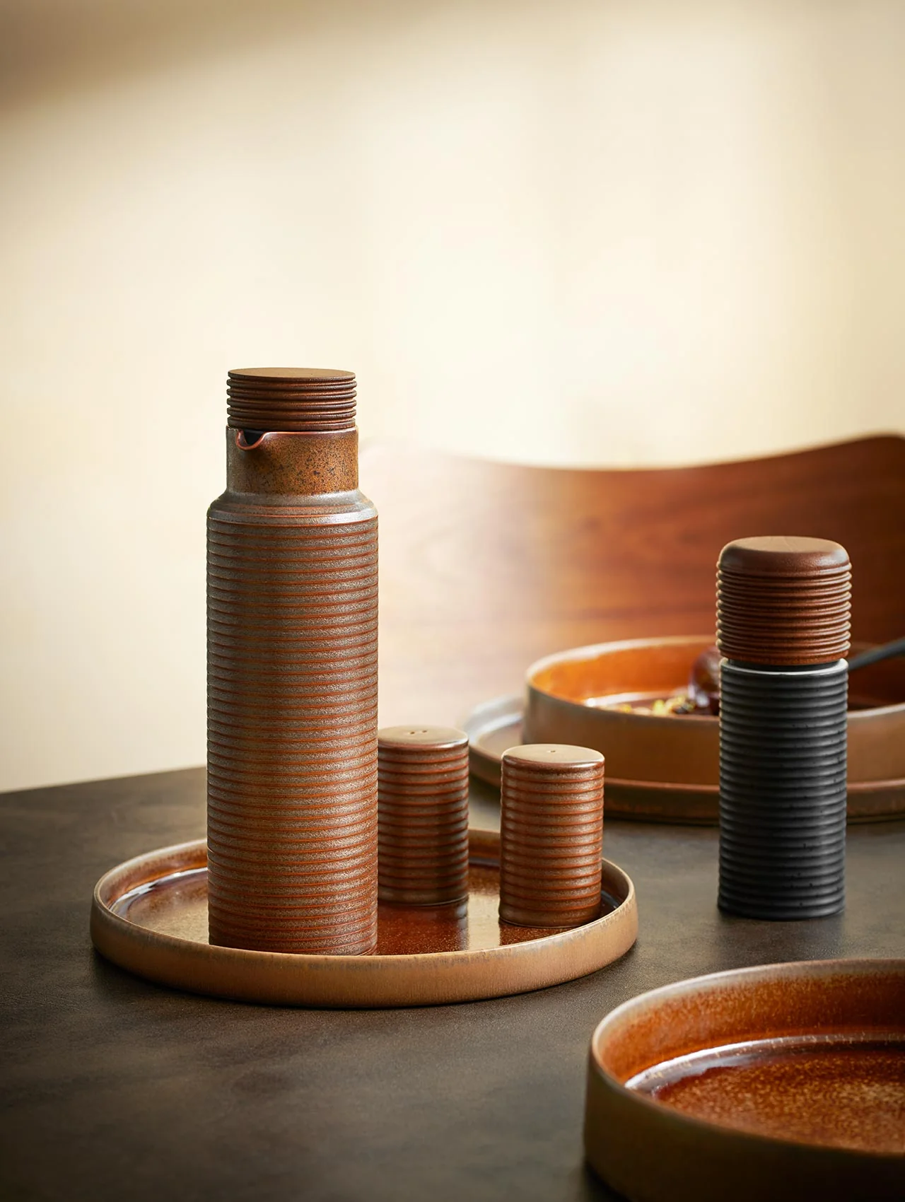 pfeffer-/ salzmühle, brown