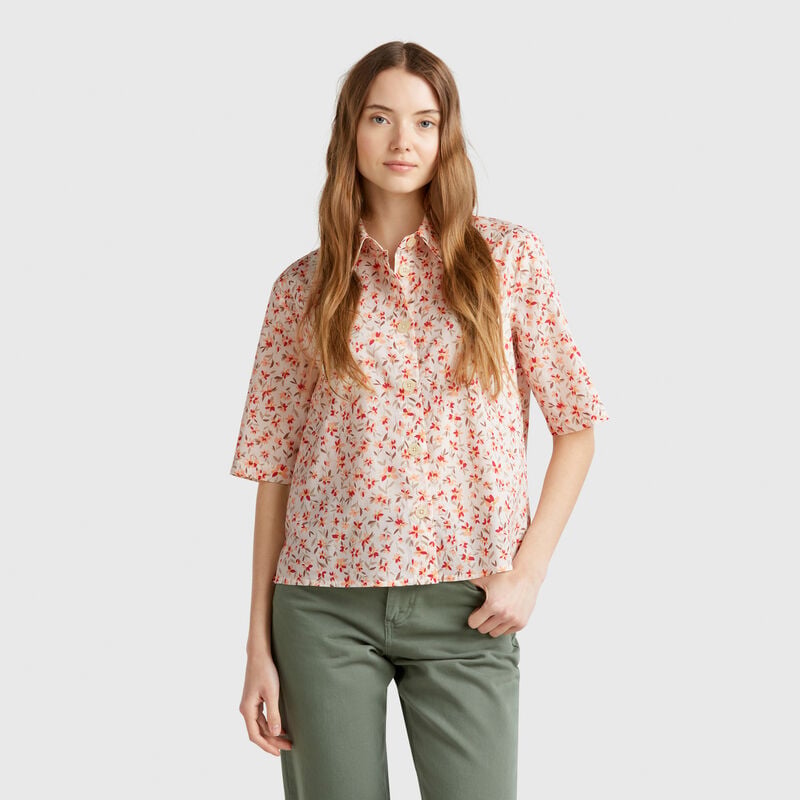 Patterned shirt in lightweight cotton