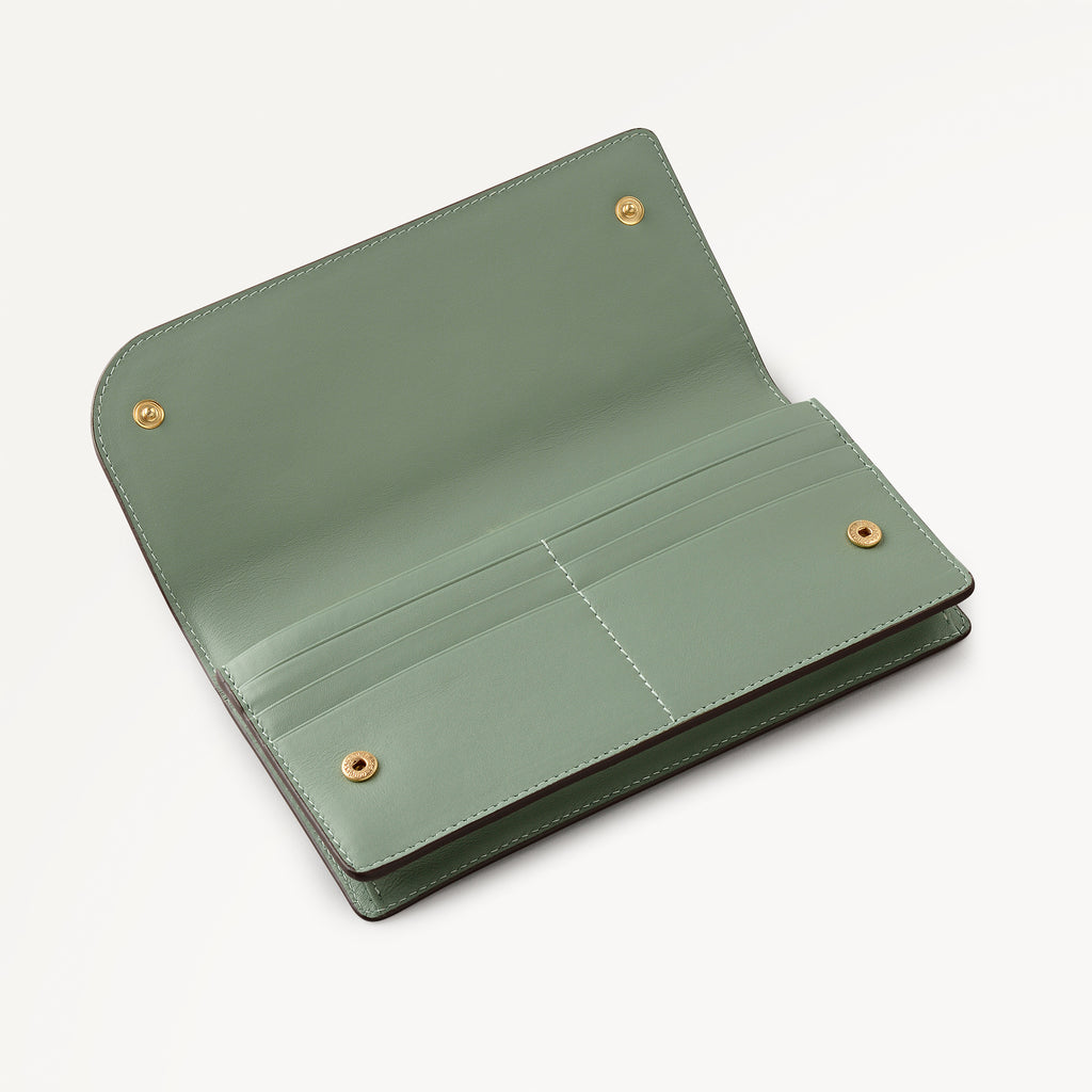 Pockets - Large Bifold Purse