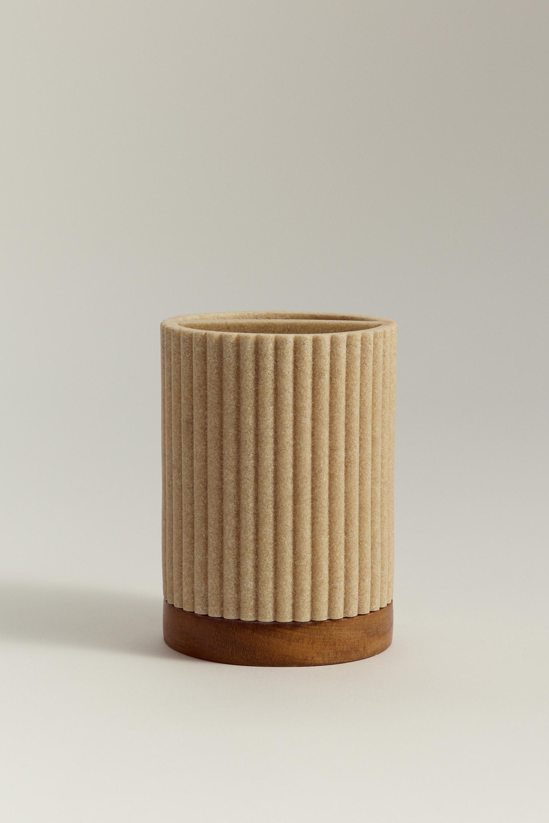 Vaso cepillo combinado