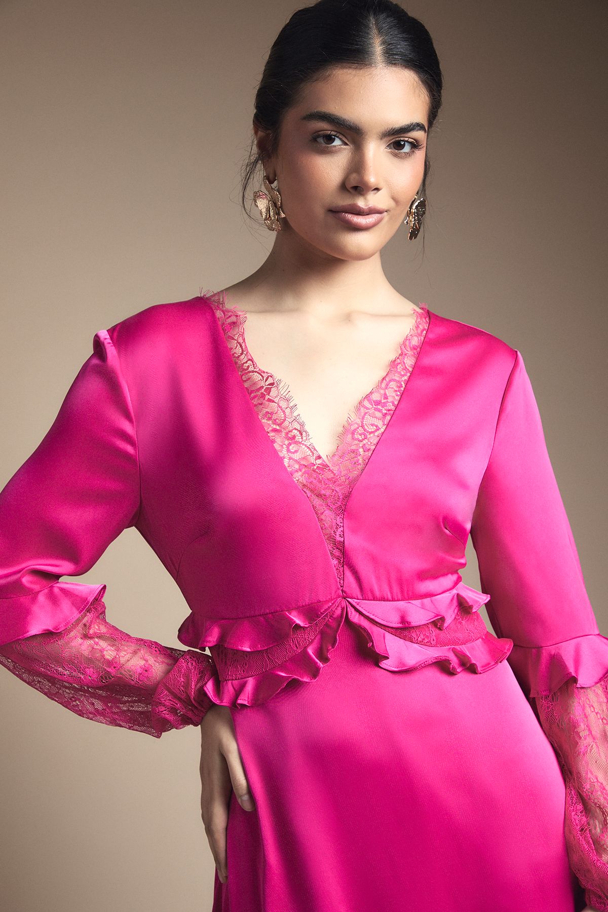 Oasis Lace Sleeve Frill Waist V Neck Midi Dress