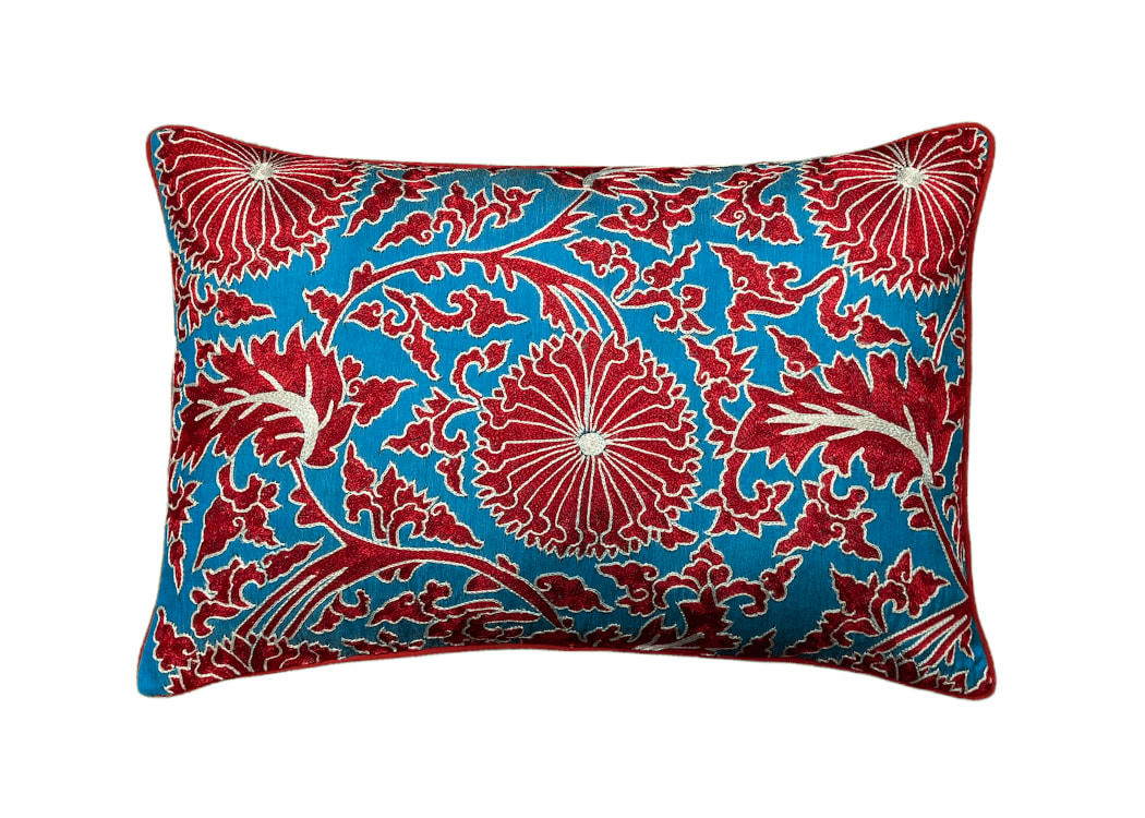 - Housse de coussin double soie ikat brodé  40x60 multicouleur
