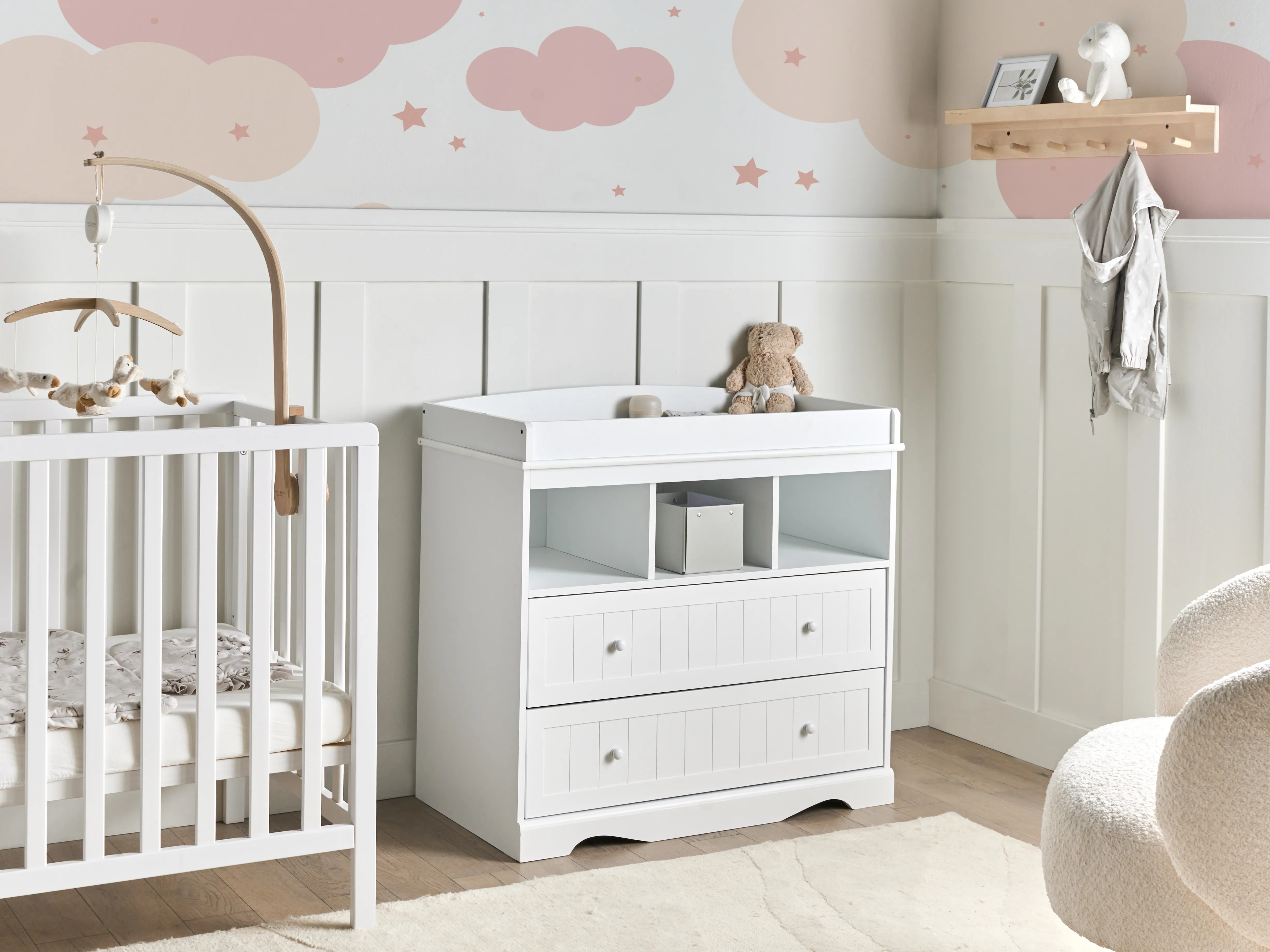 Changing Table Dresser VIRDEN White
