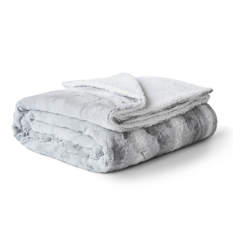 - Plaid fausse fourrure argent 150x200cm