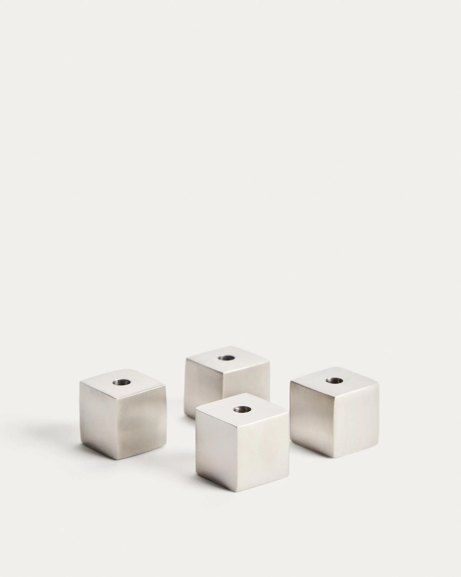 Acadia set of 4 stainless steel candle holders with matte silver finish