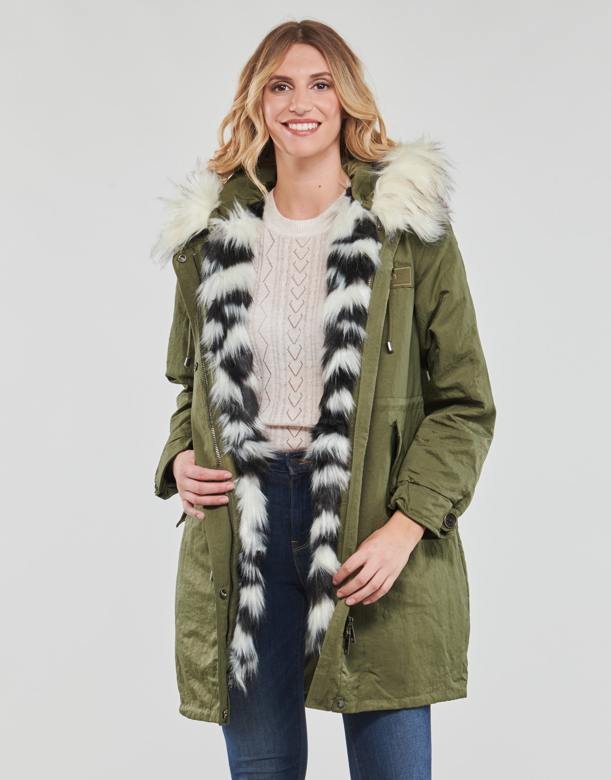 Guess - LENA PARKA - Kaki