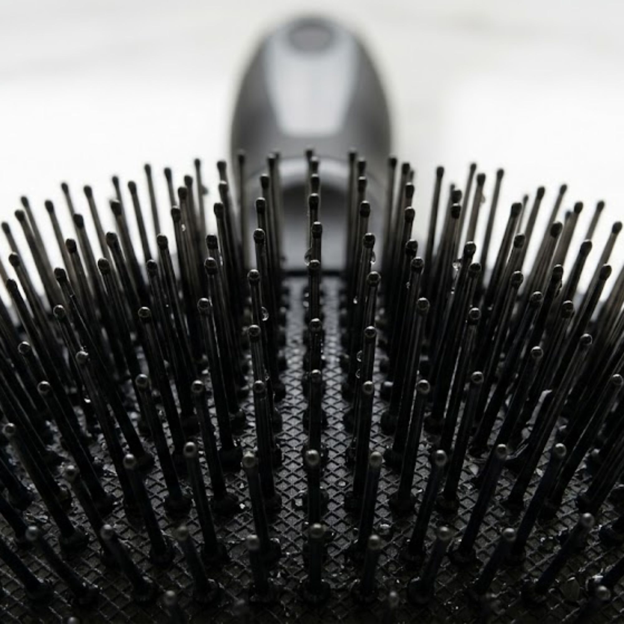 DECORE4U LTD Professional Styling Hair Brush Smooth Hair & Easy Detangling Tool