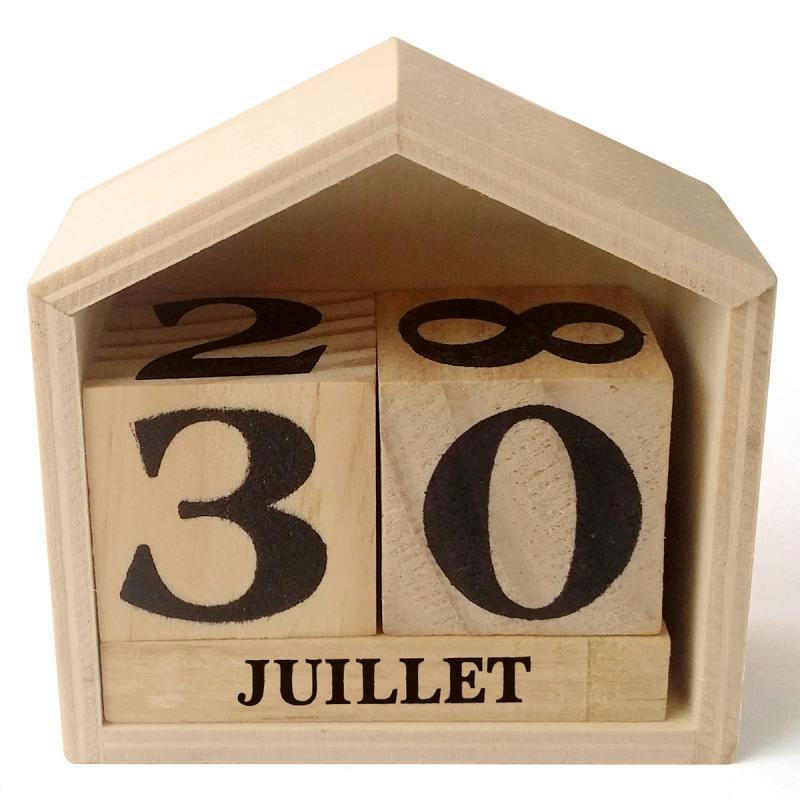 MAISON - Calendrier perpétuel en bois maisonnette 7,3x8x3,4cm