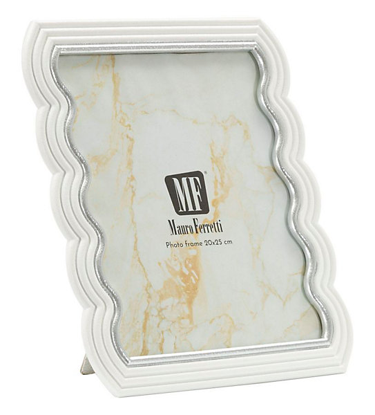 Cadre en résine blanche 25,2x1,7x30,3 cm (mesure interne 20x25 cm)