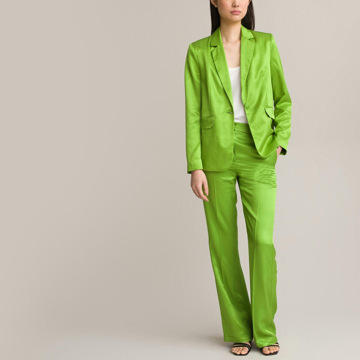 Blazer cintré en satin
