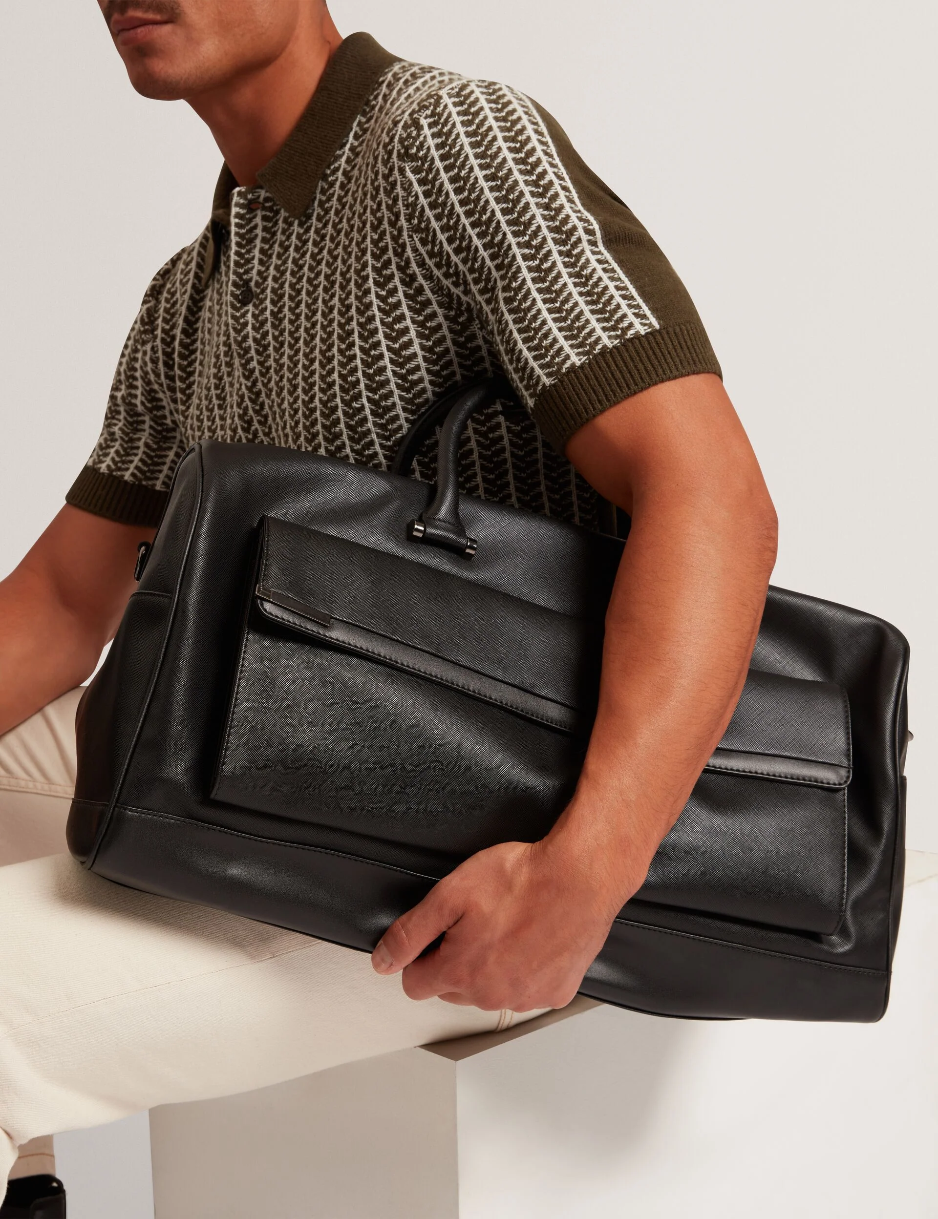 SAMBER | BLACK