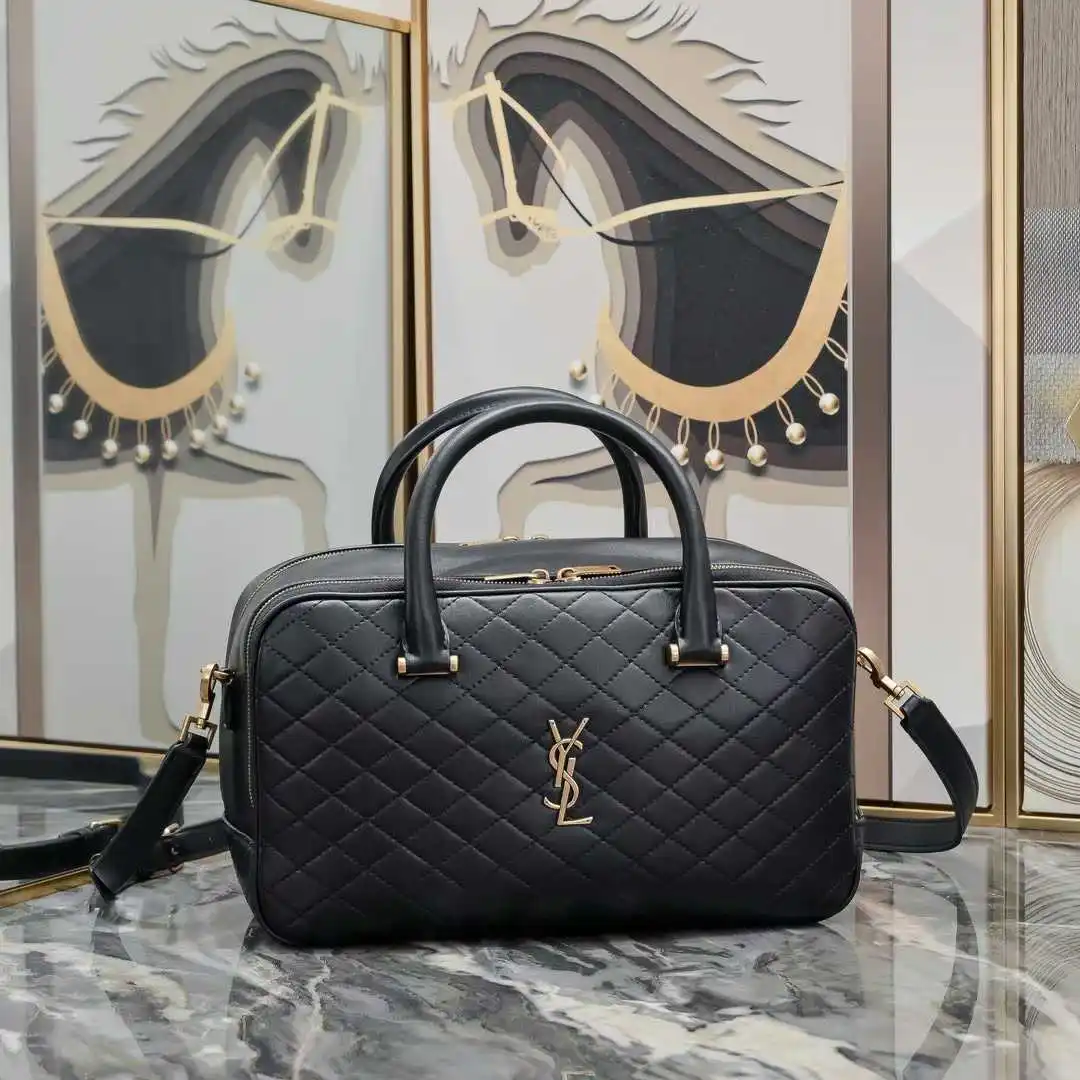 Saint Laurent Lambskin Lyia Quilted Duffle Bag (7A regular version)