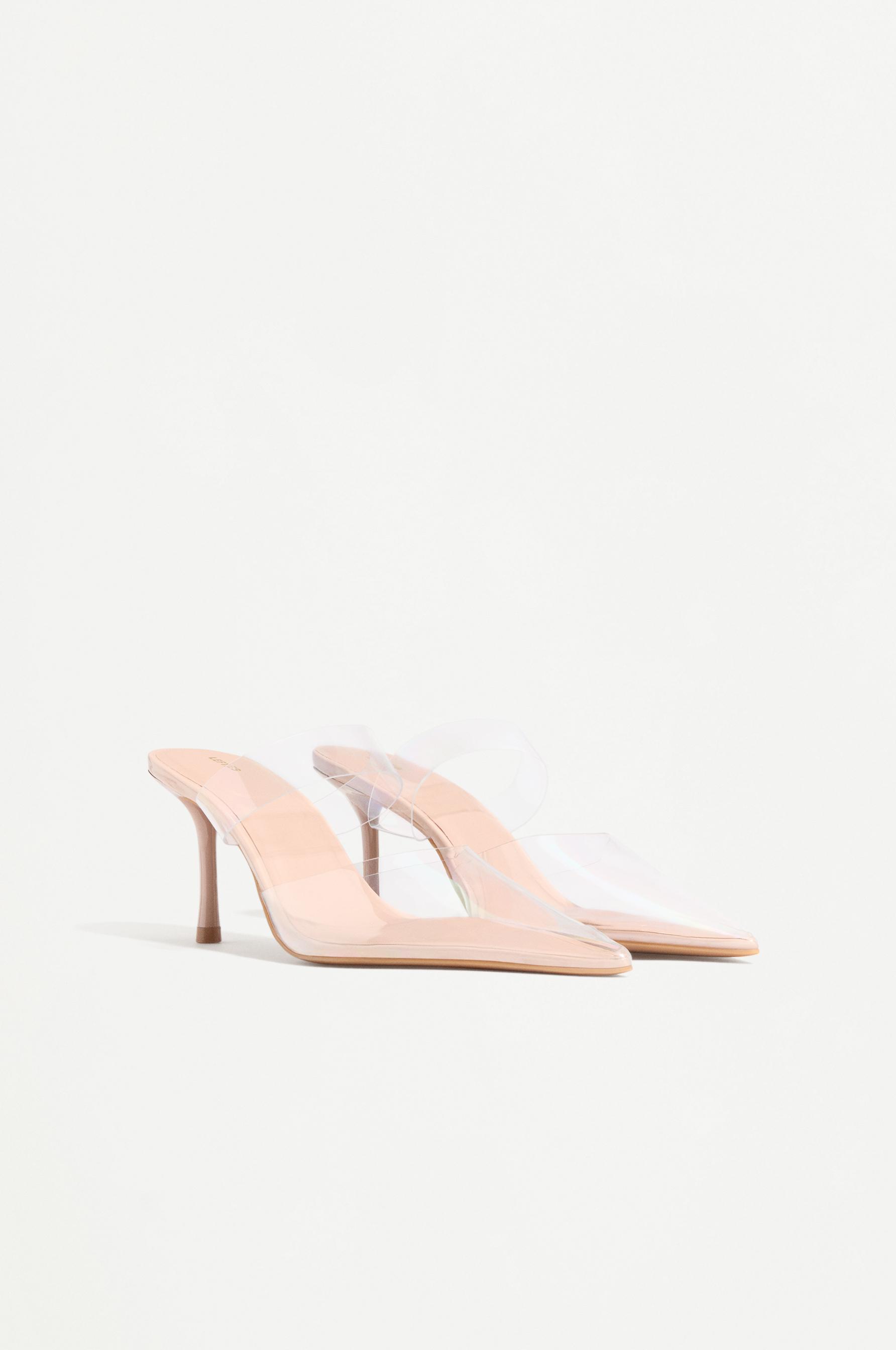 Zapato tacón vinilo