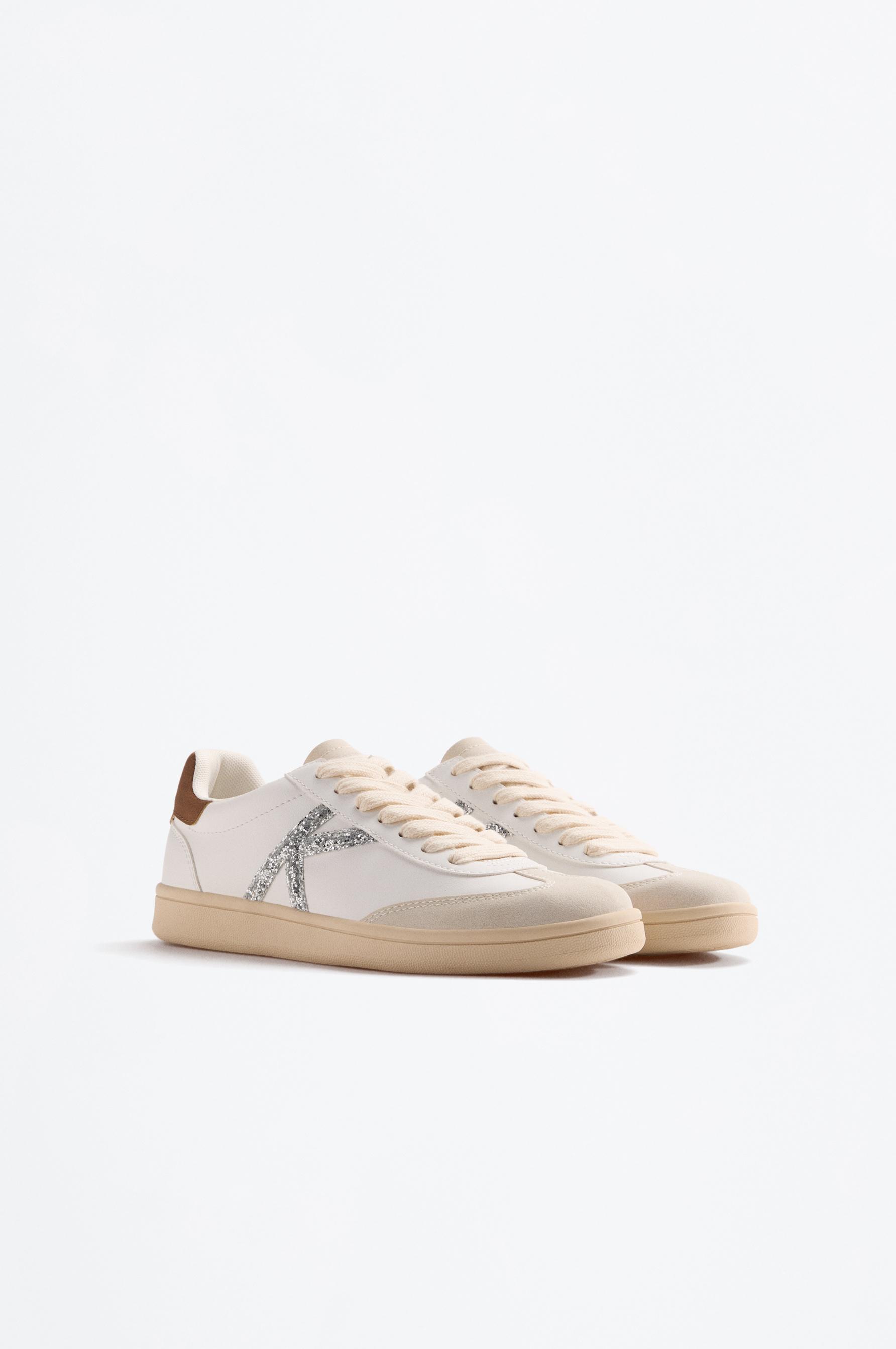 ZAPATILLA KELME DETALLE PURPURINA