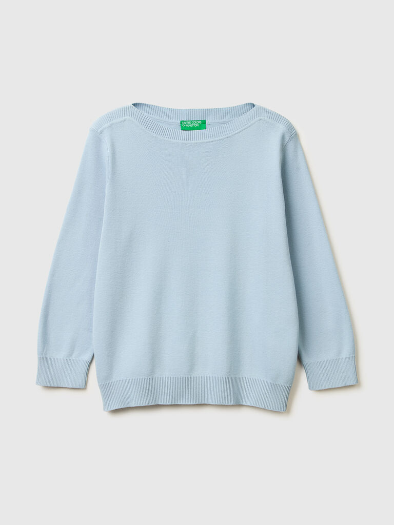 Light blue sweater with boat neck