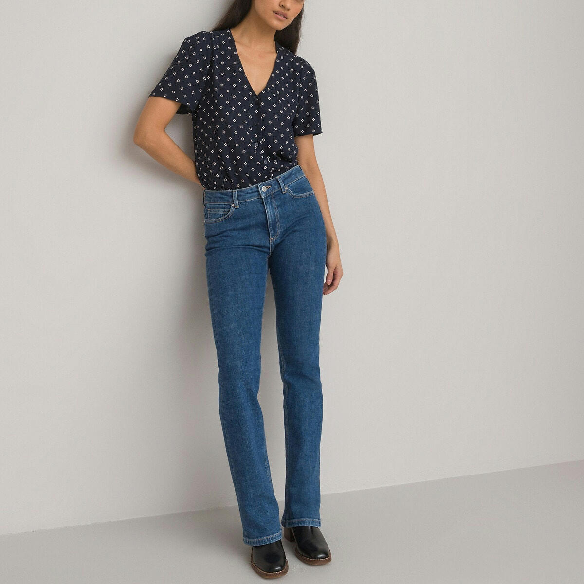 Chemise col v, manches courtes
