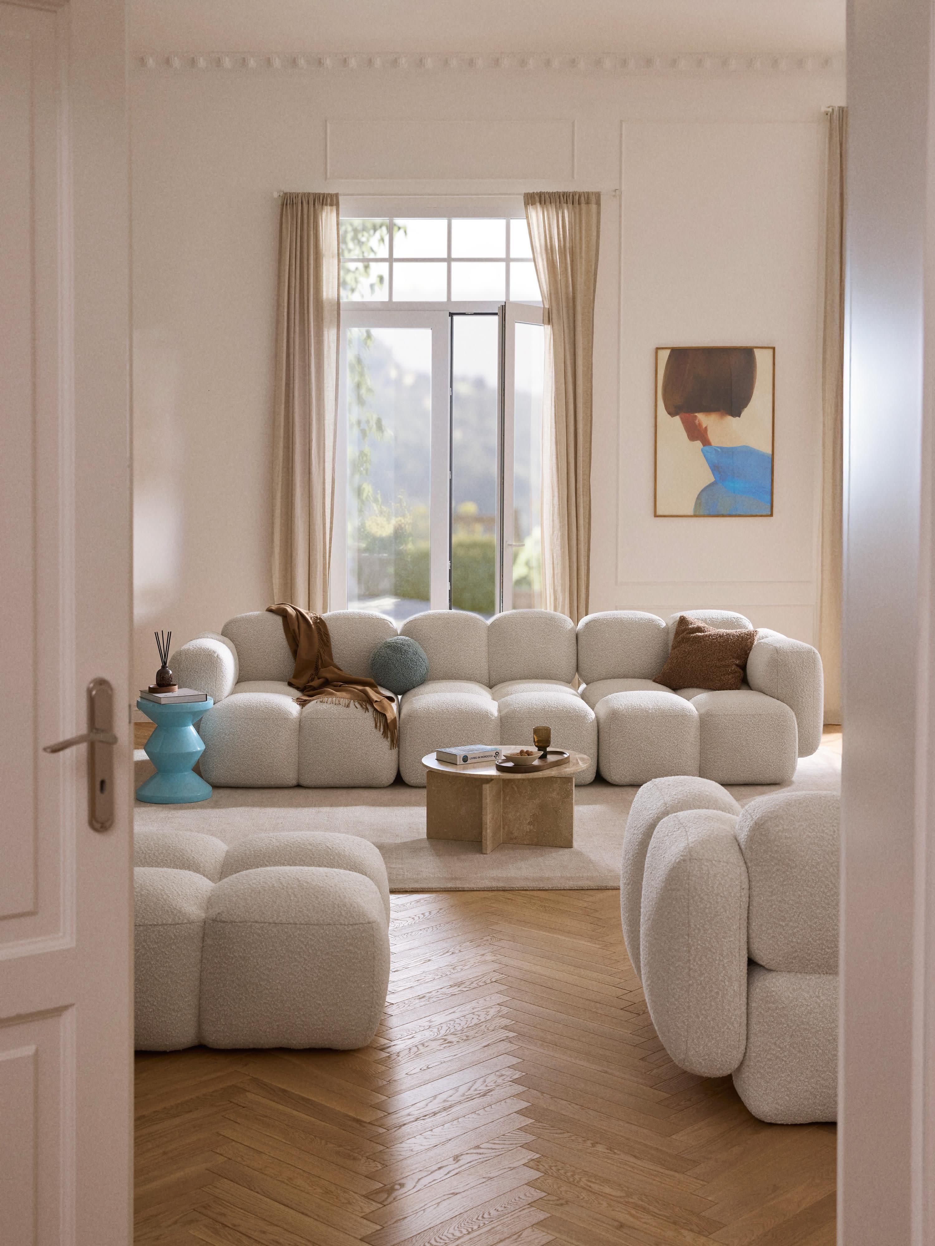 Modulares Sofa Tayla (4-Sitzer) aus Bouclé