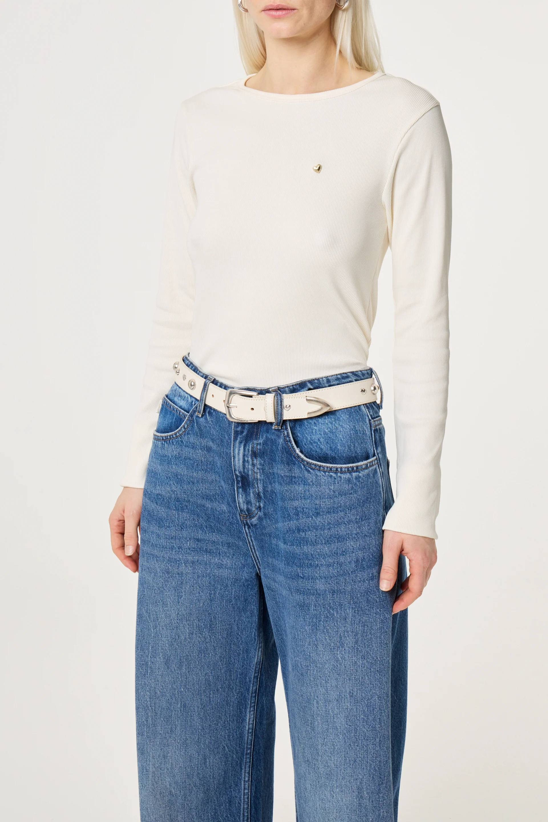 Play Of Studs Belt Leather | Cosy White