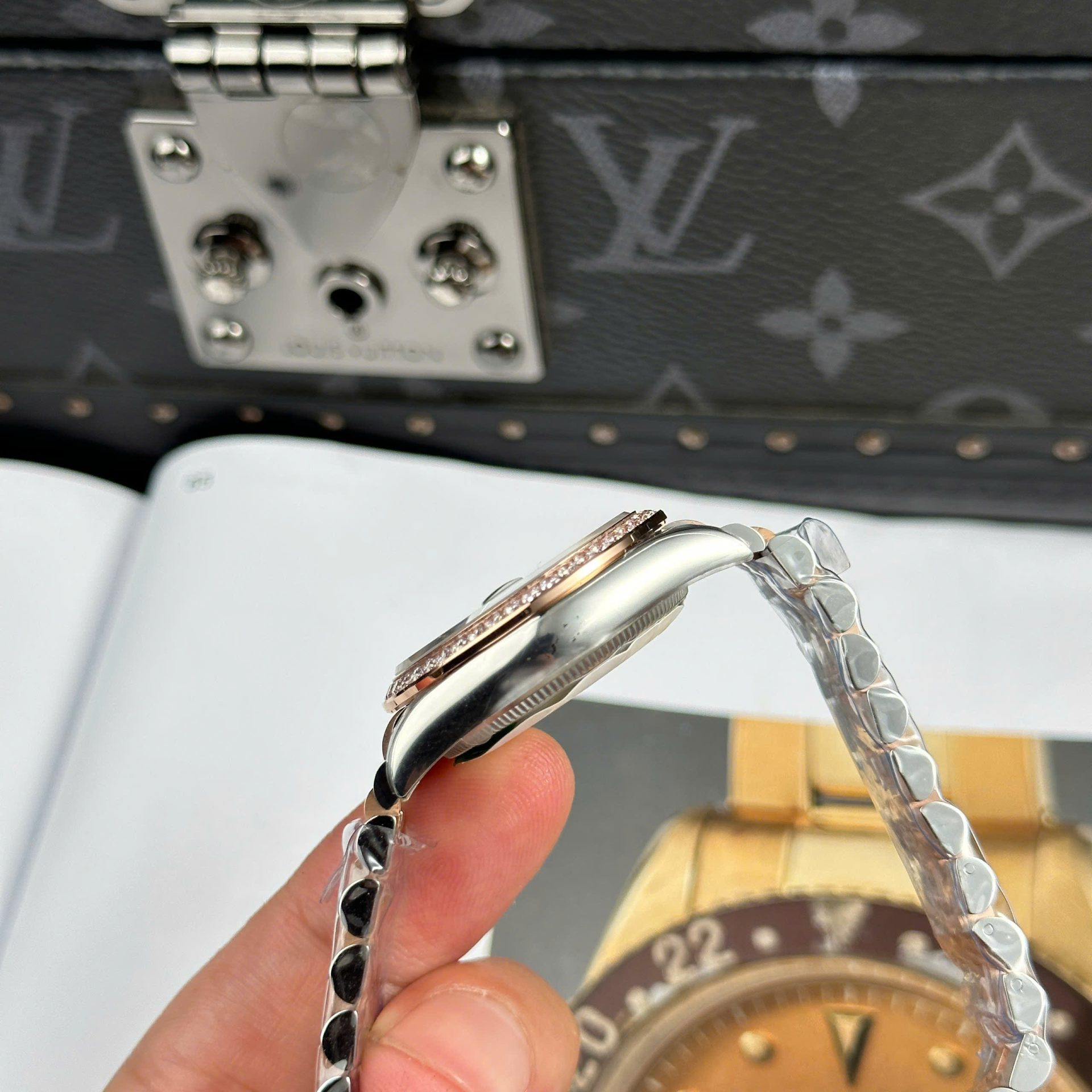 Rolex Datejust SS/RG Plated MOP Dial CZ Diamonds 31mm Jub THBF Replica