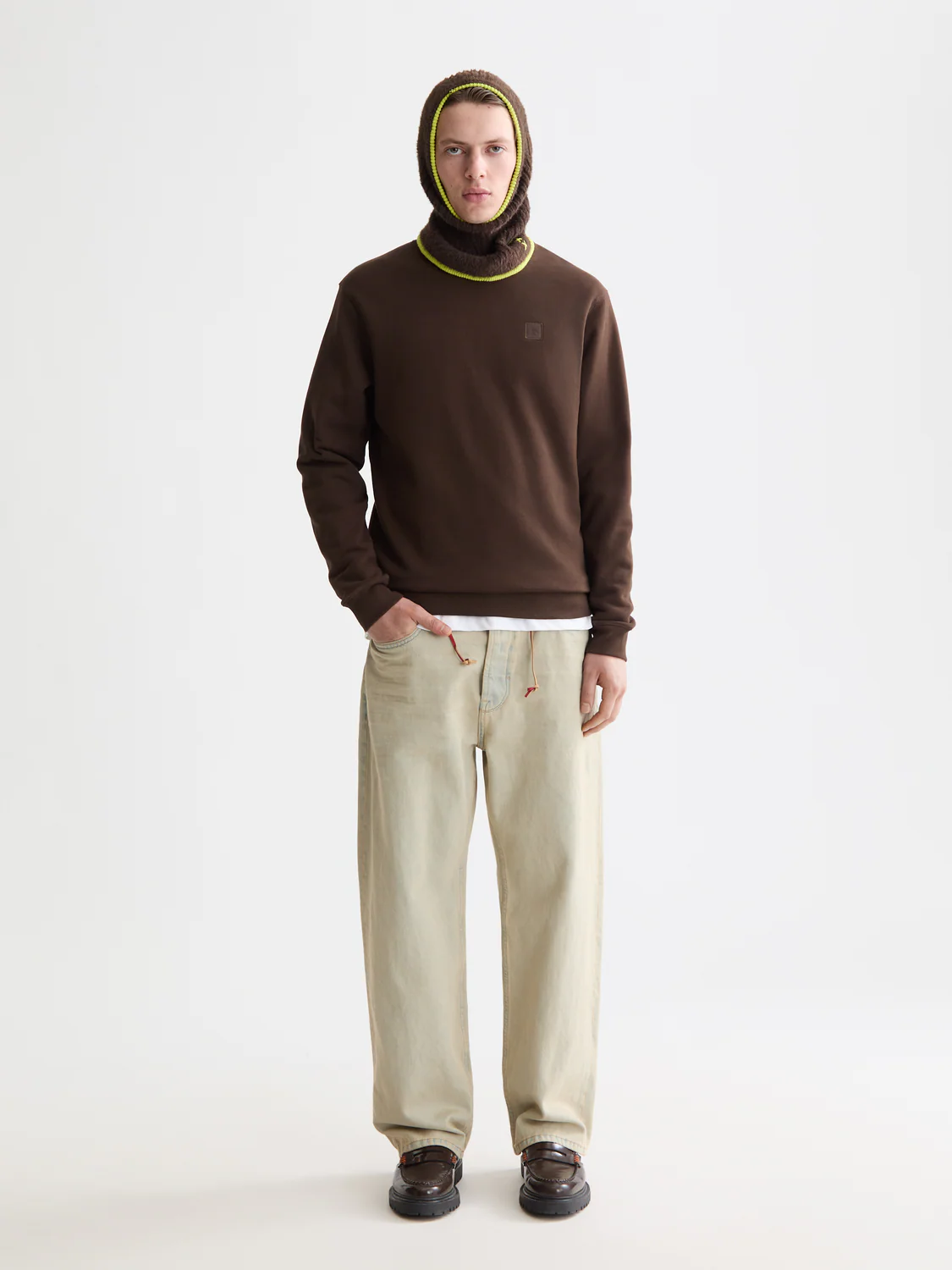 Seasonal Core - Regular-Fit Logo Sweatshirt