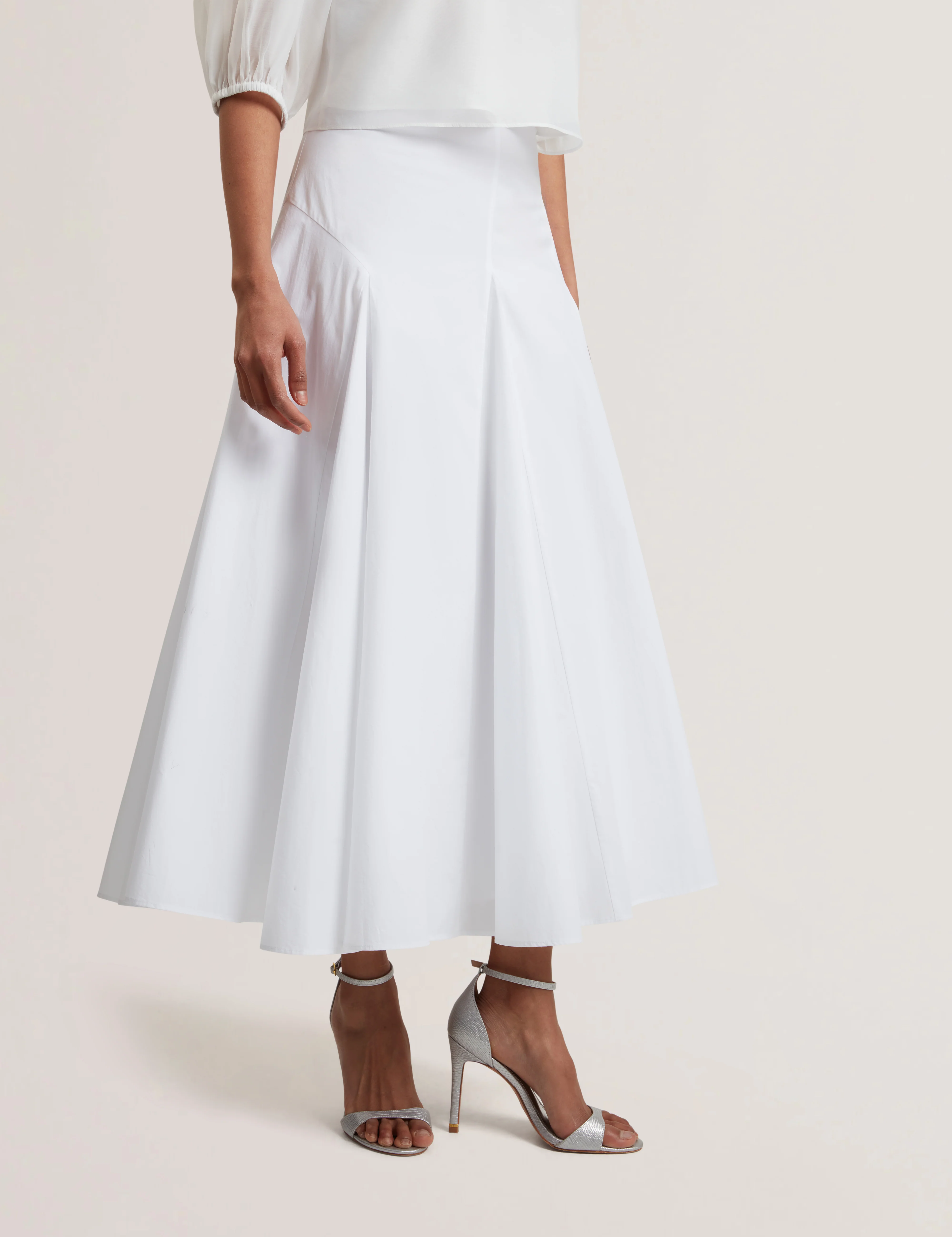ZANZAH | WHITE