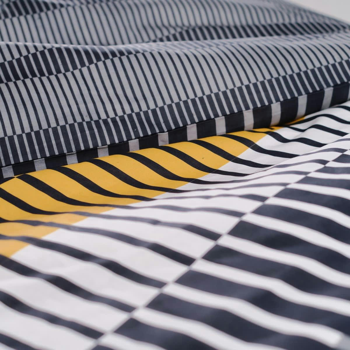 SUNSHINE LUCAS - Parure de lit imprimé en coton noir 220x240