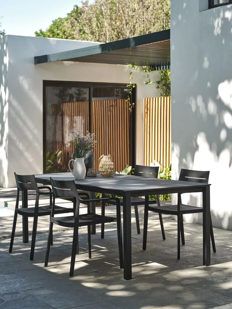 LANGET + INGSTRUP