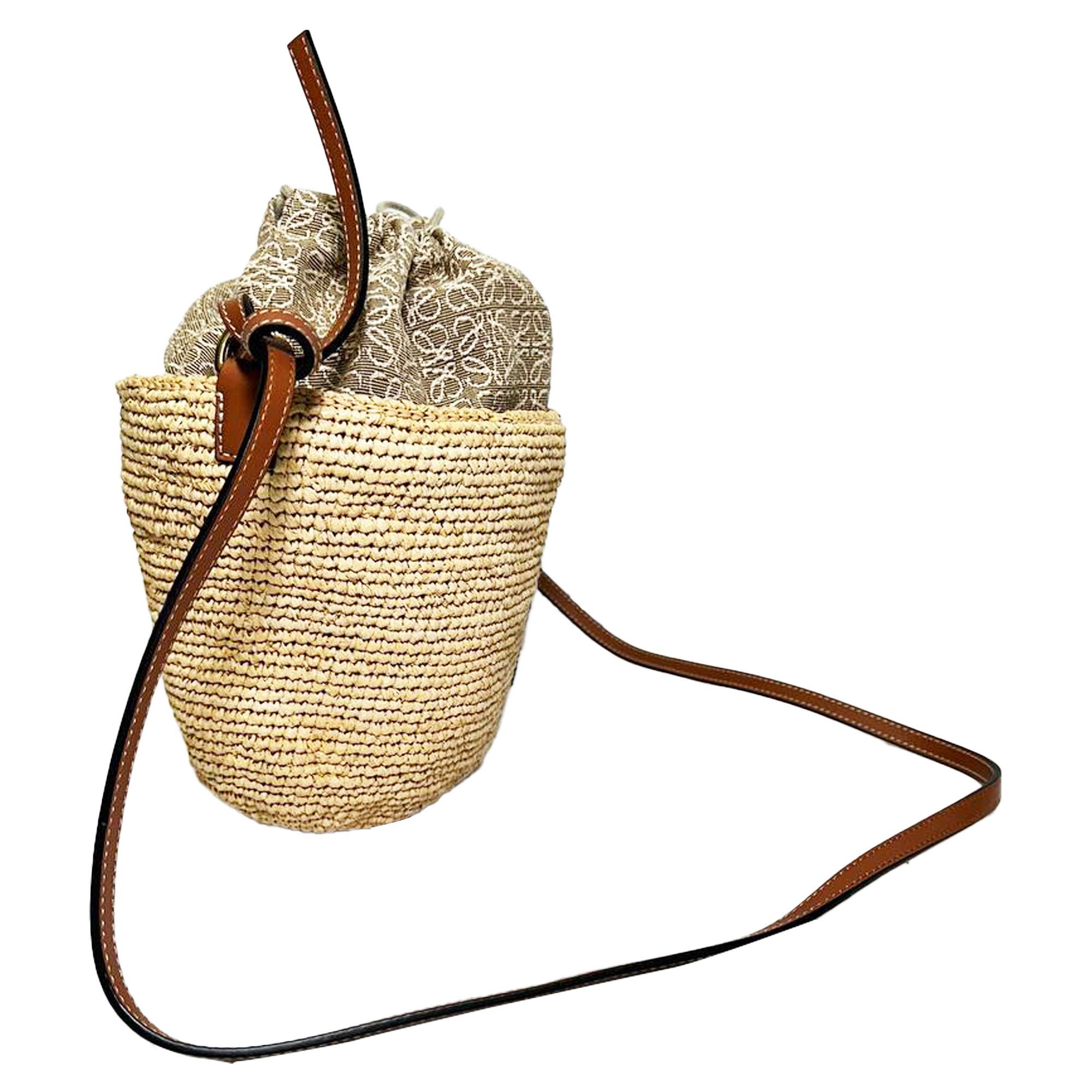 LOEWE Preloved Pochette Bucket Bag in Tan Raffia