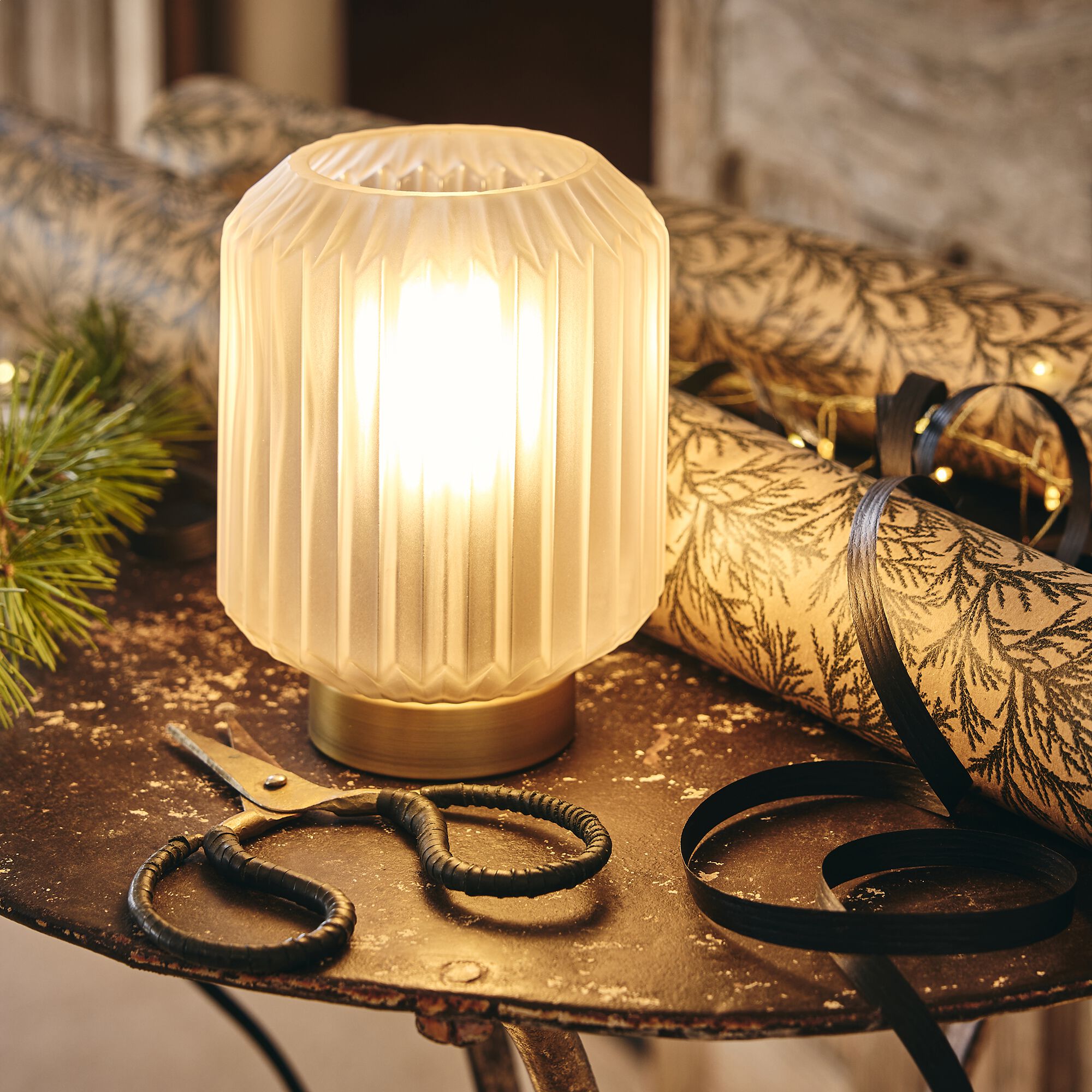 SUENO - Lampe de table en verre et acier H17cm - blanc
