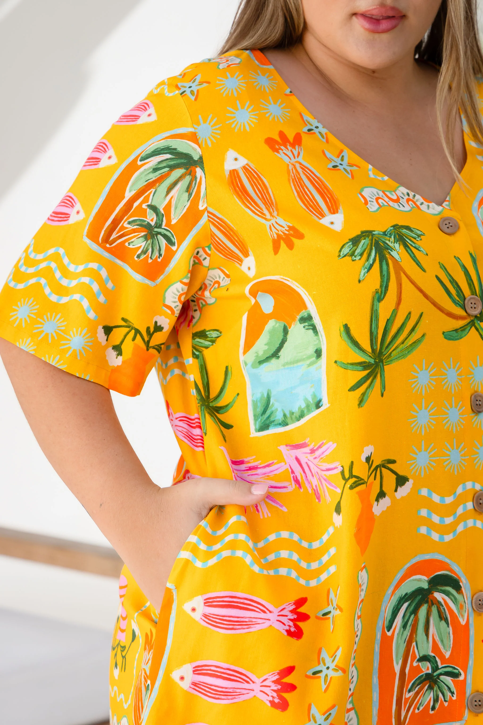 Jada Linen Blend Dress in Star Fish Fiesta