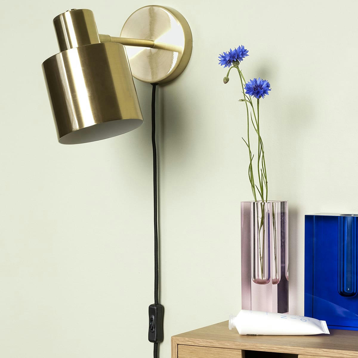 BLOCK - Vase en verre rose H18