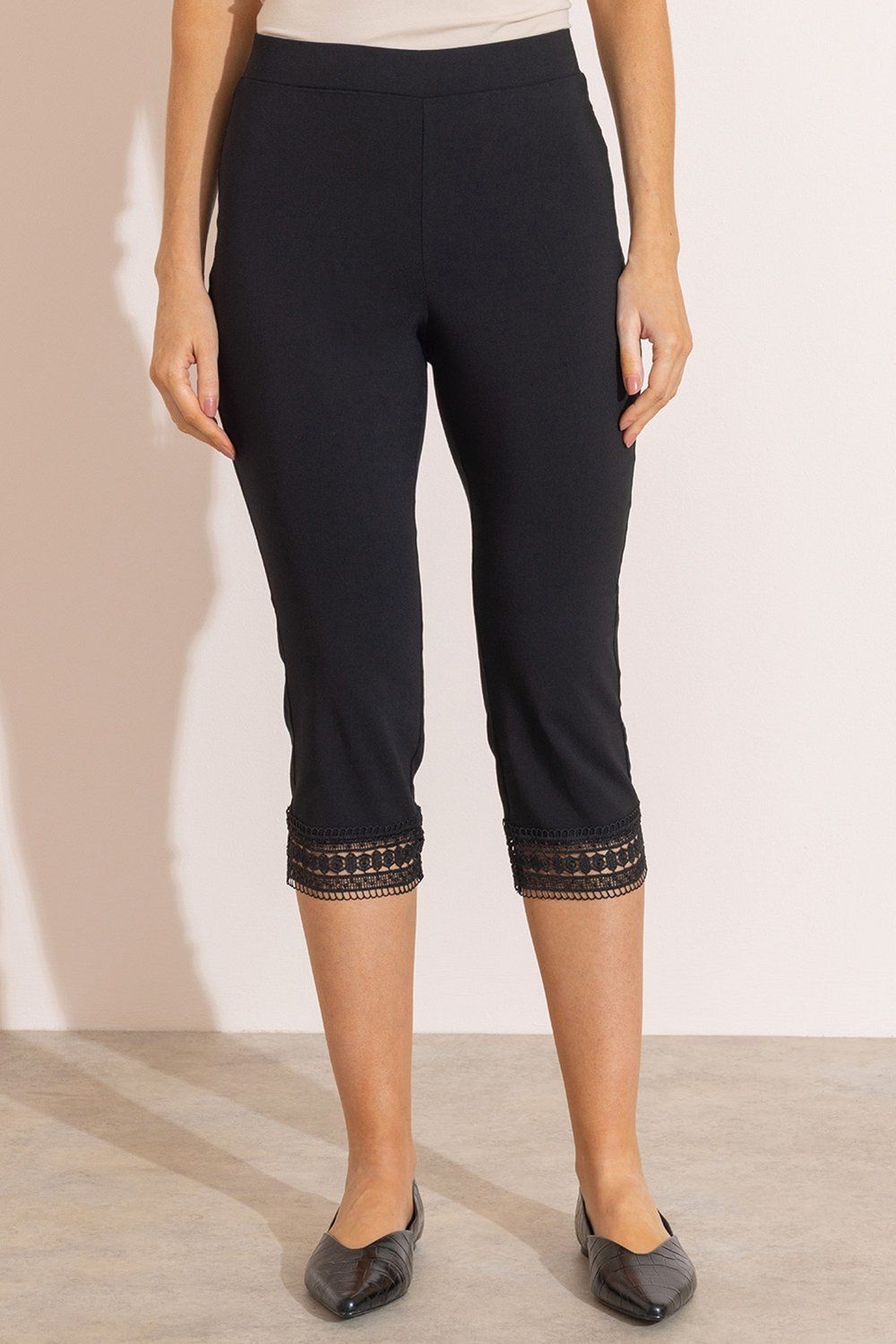 Klass. Lace Trim Cropped Stretch Trousers