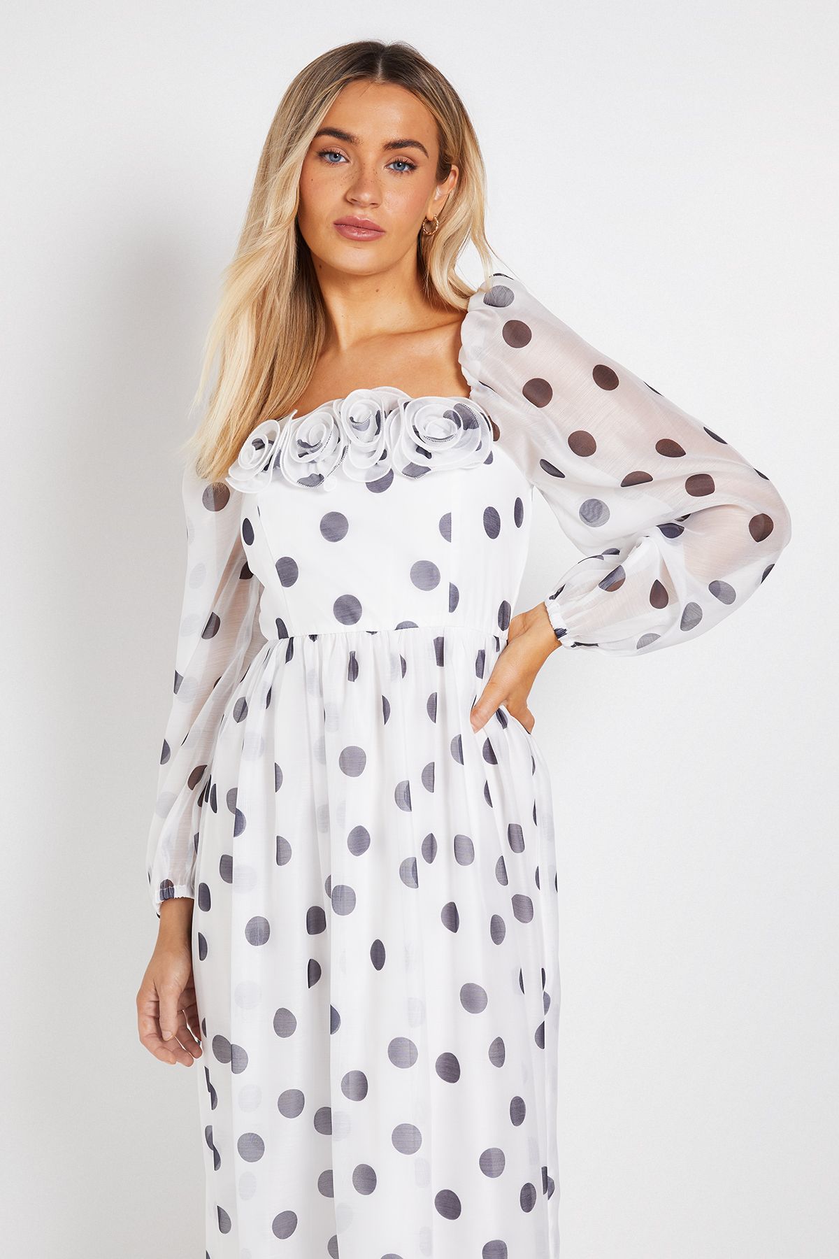 Dorothy Perkins DP Luxe Flower Detail Square Neck Printed Organza Midi Dress