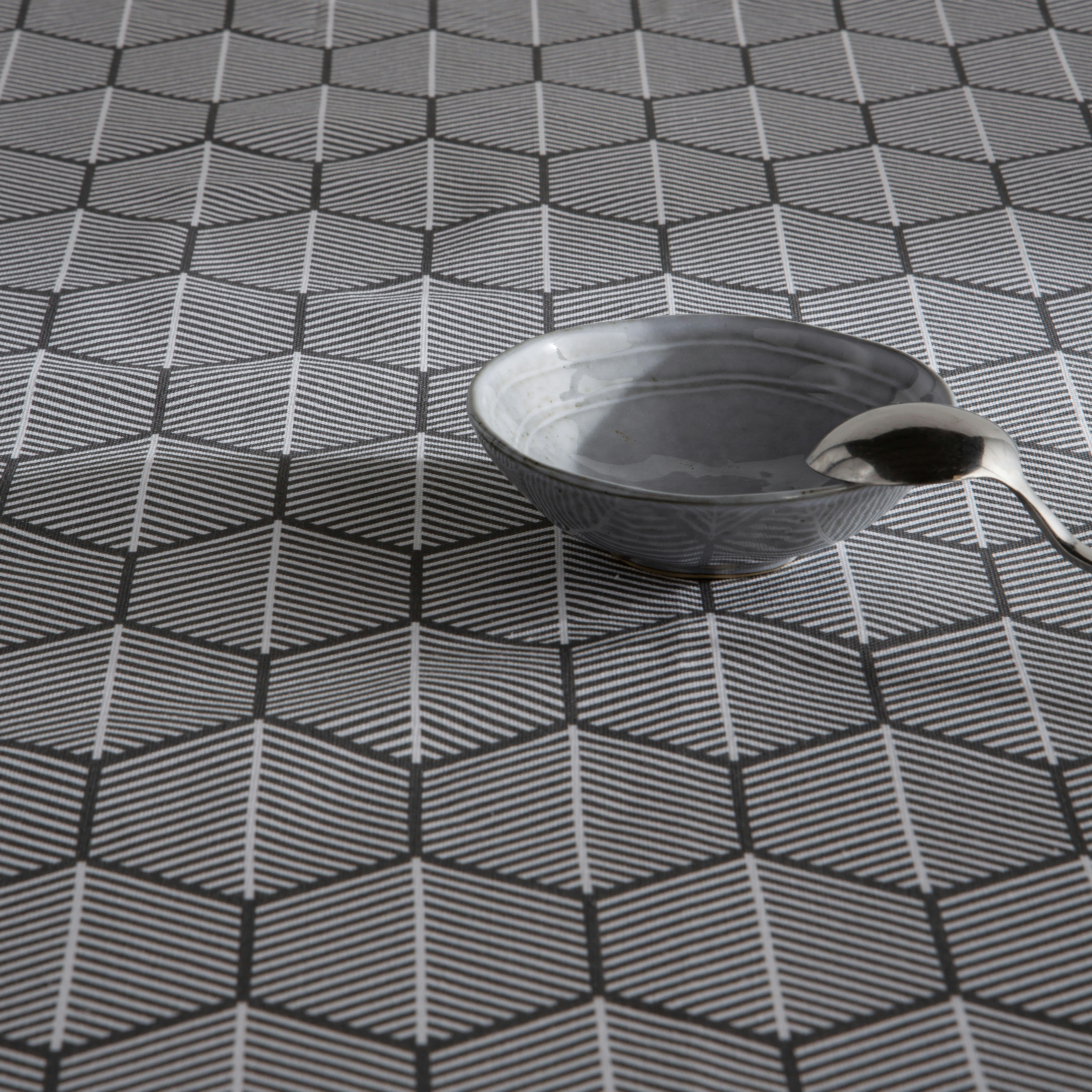 ZAFIR MARENGO - Nappe en coton biologique antitâche anthracite géométrique 140x200 cm