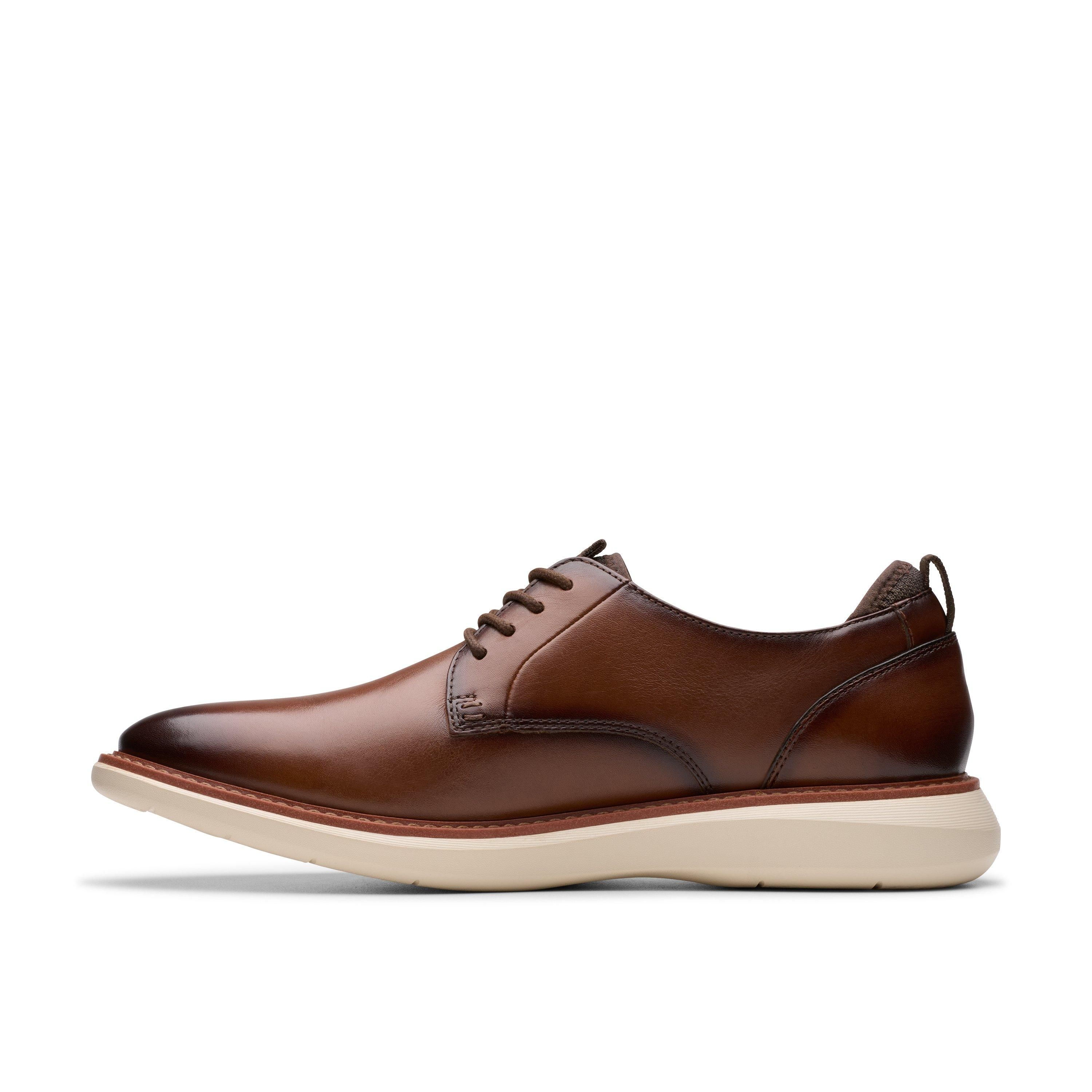 Clarks Brantin Plain Dark Tan Leather Lace Up
