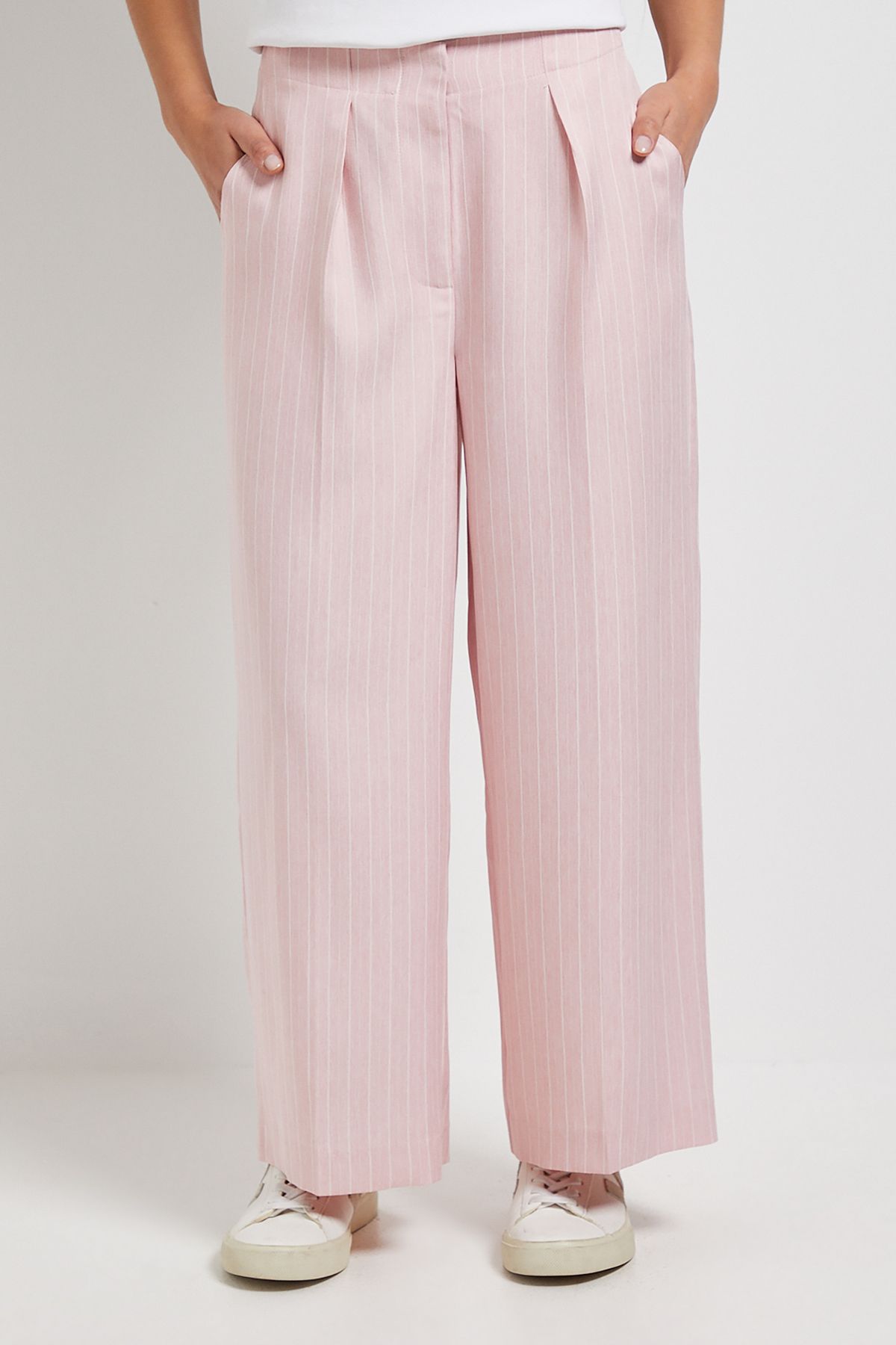 Dorothy Perkins Petite Wide Leg Full Length Pinstripe Trouser