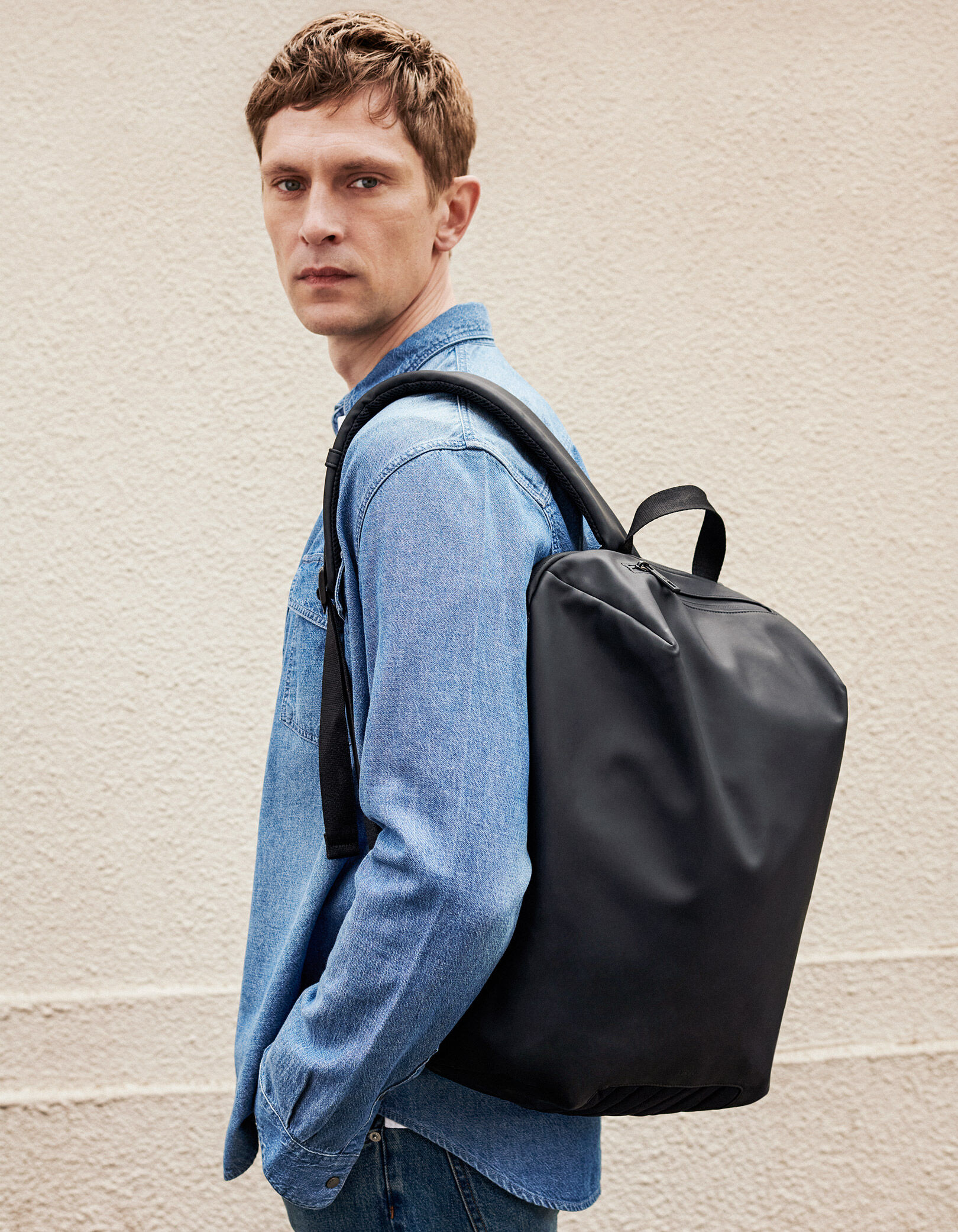 Sac à dos noir nylon effet gomme Homme