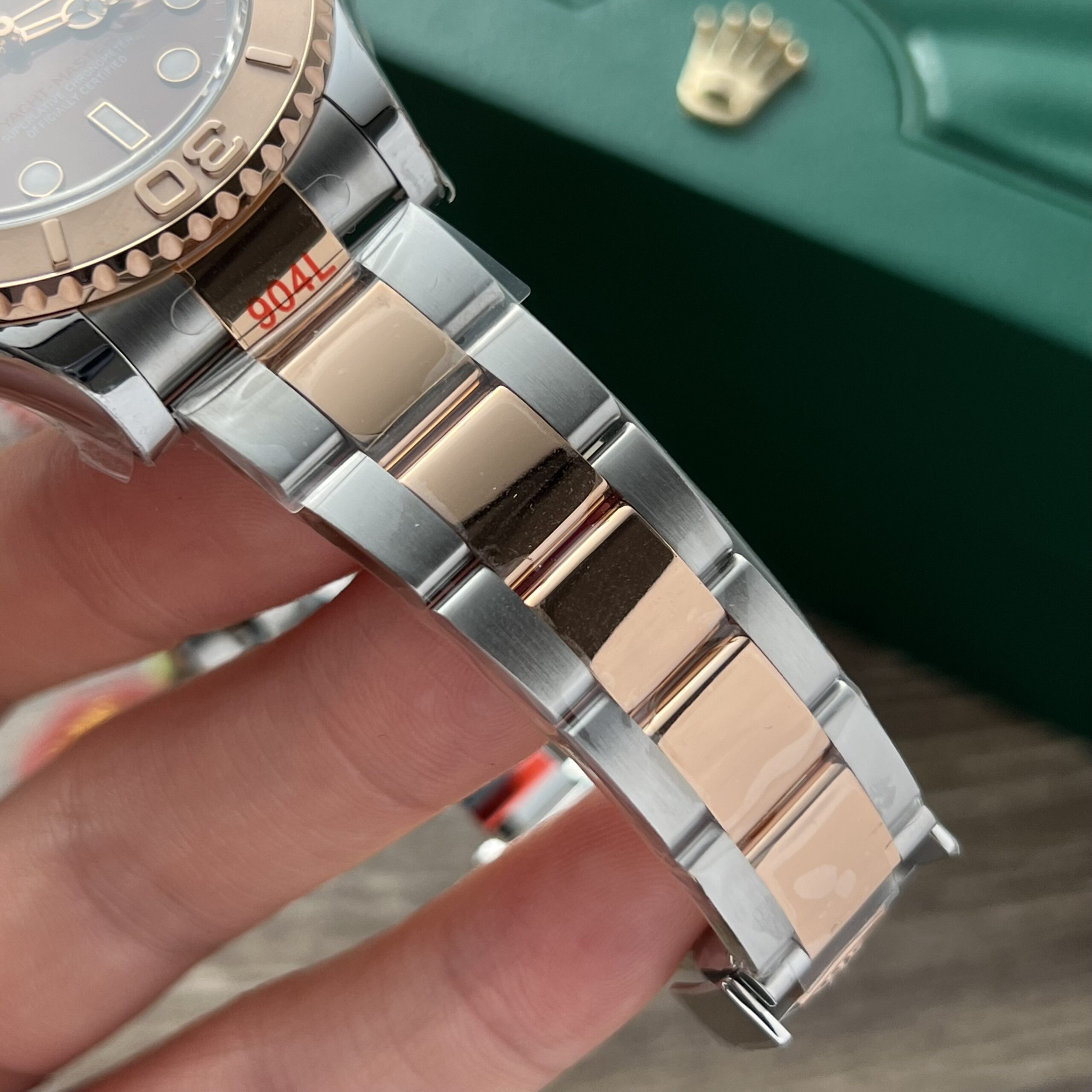 Rolex Yacht-Master 126621 SS/RG Plated Chocolate Dial 40mm Oyster EWF Replica