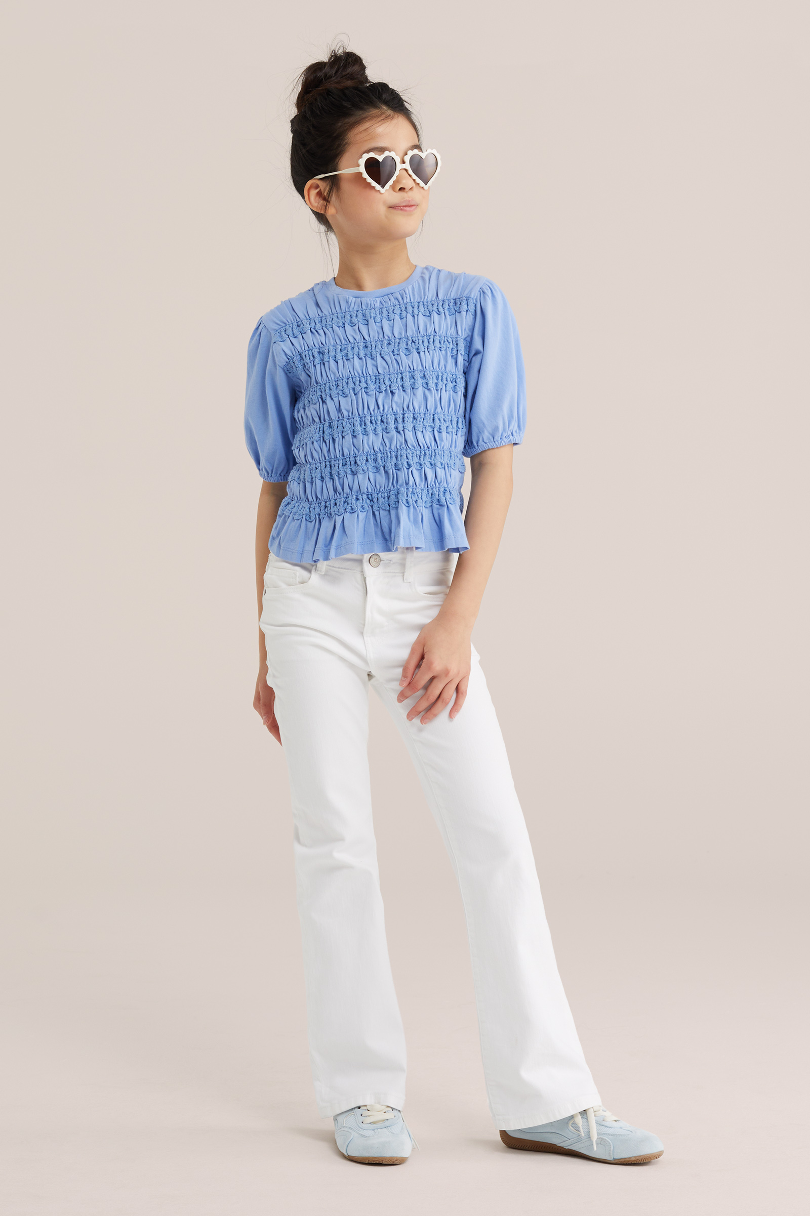 Meisjes T-shirt met smokdetail en embroideries