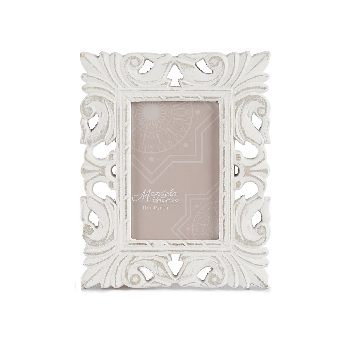 Moldura perfurada branca 22,5x18,5cm