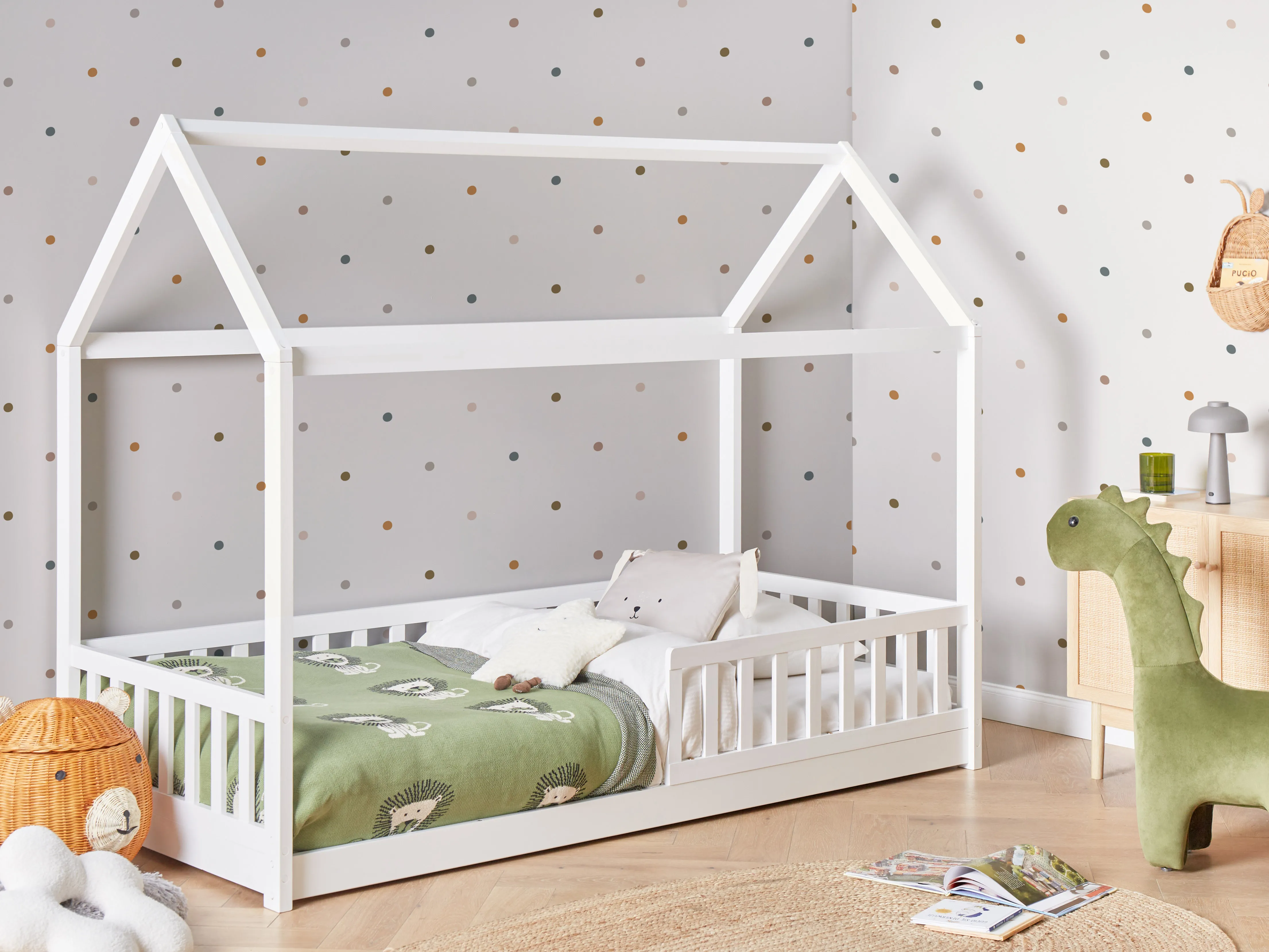 Kids Bed House Pine Wood COSSAYE 90 x 200 cm (EU Single) White