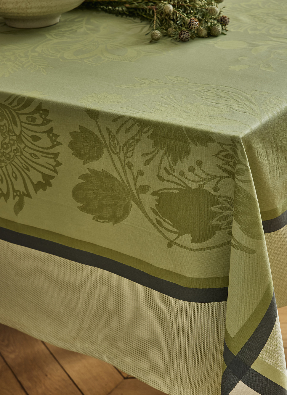 NAPPE EN COTON JACQUARD MOTIF FLORAL INTZ MULTICOLORE VERT