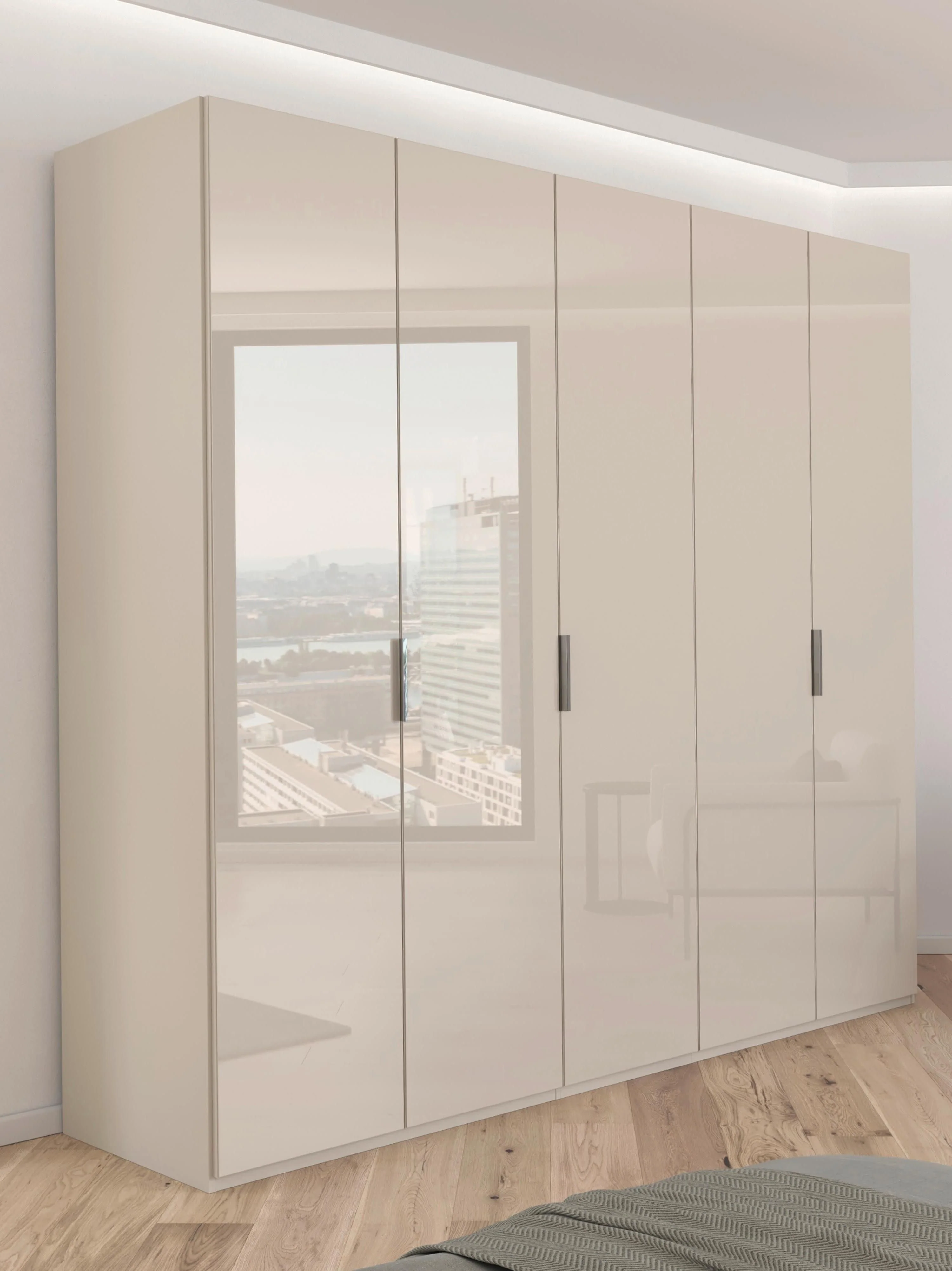Drehtürenschrank Formes mit Glastüren