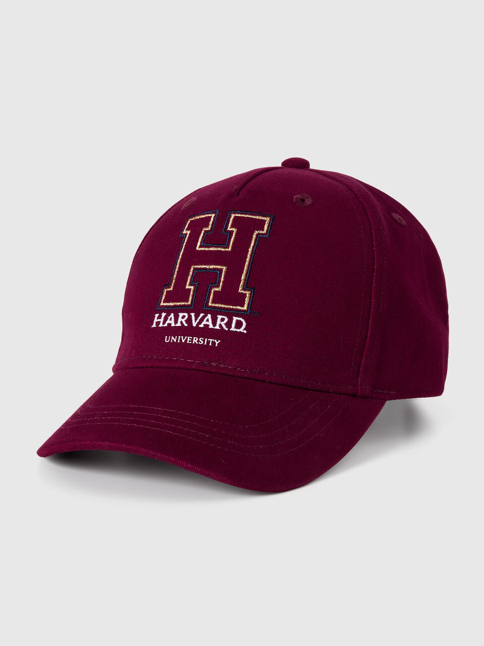 Cap with embroidery &copy;Harvard University