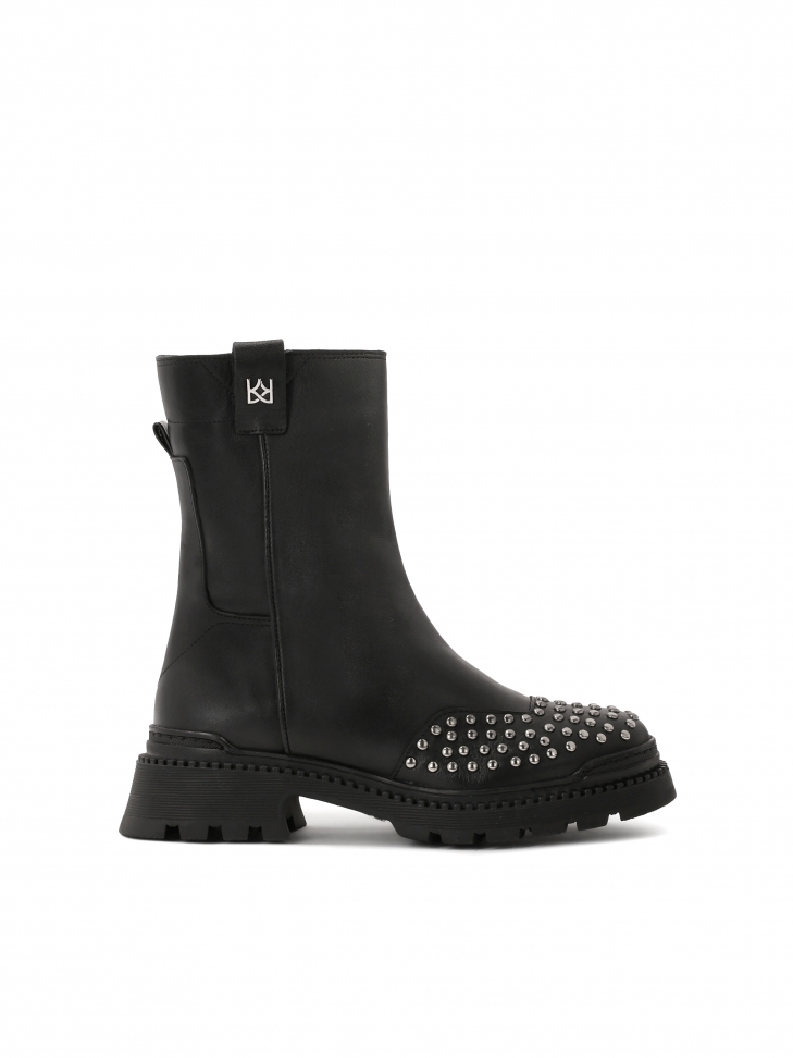 Flat slide-on boots with metal rivets